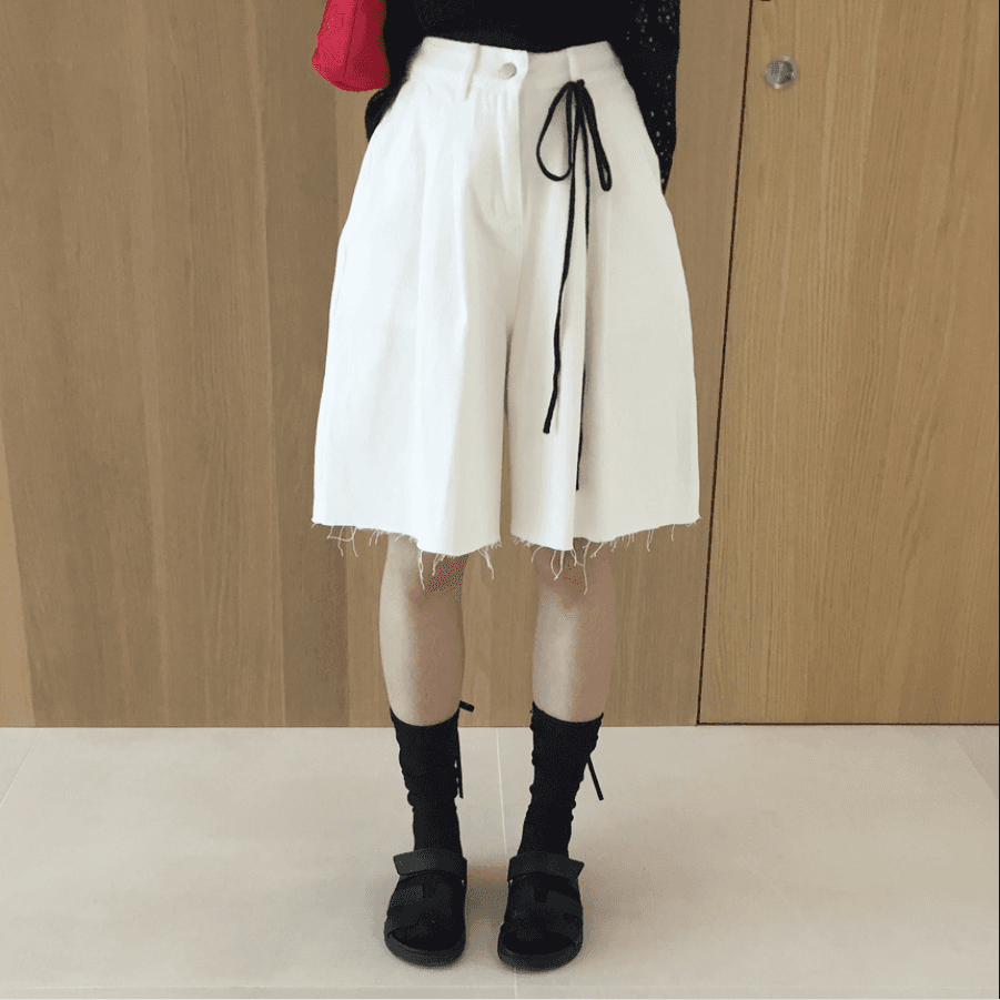 삼색 지금 바늘 Pleat 거친 가장자리 넓은 다리 데님 바지 반바지 상세 이미지 5