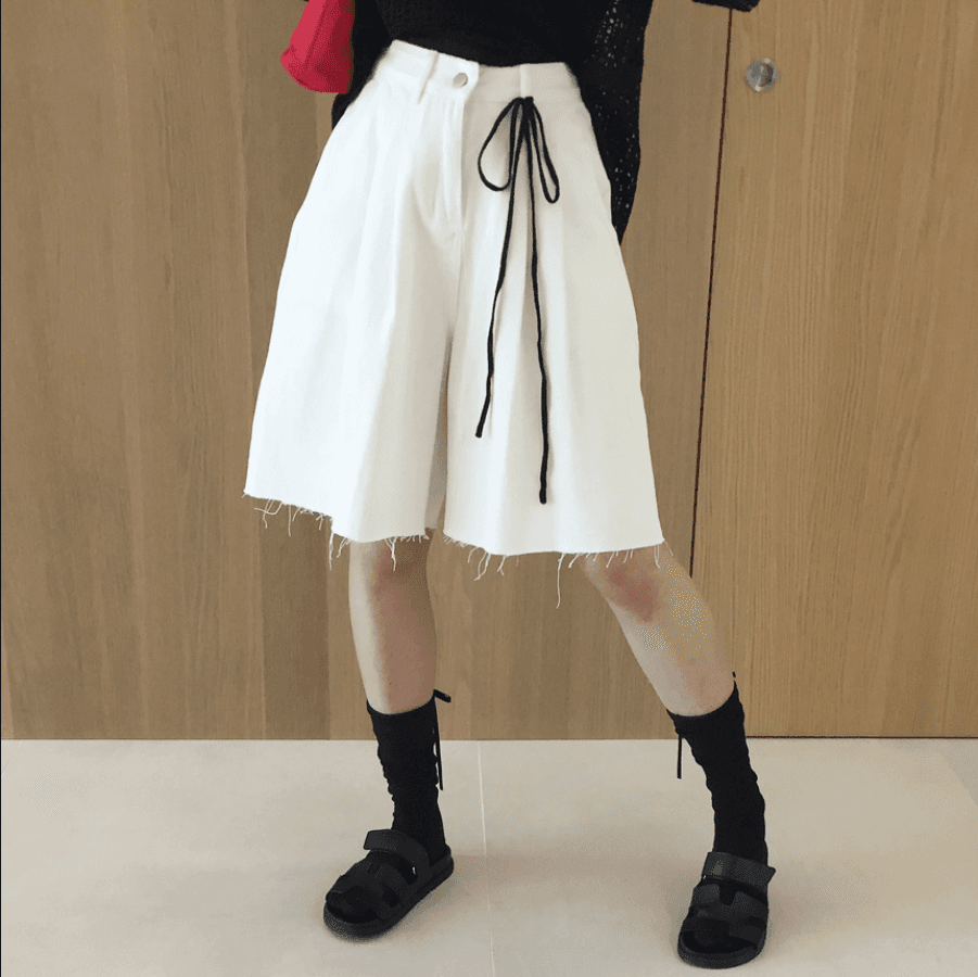 삼색 지금 바늘 Pleat 거친 가장자리 넓은 다리 데님 바지 반바지 상세 이미지 9