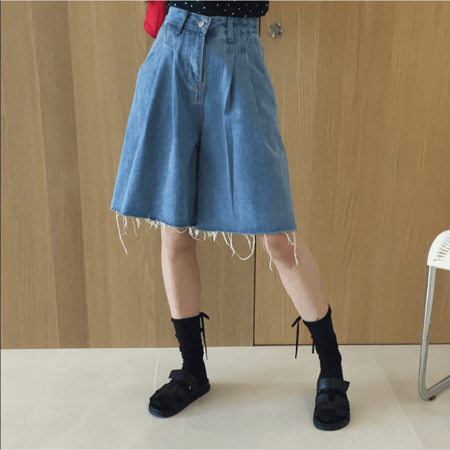 삼색 지금 바늘 Pleat 거친 가장자리 넓은 다리 데님 바지 반바지 상세 이미지 33