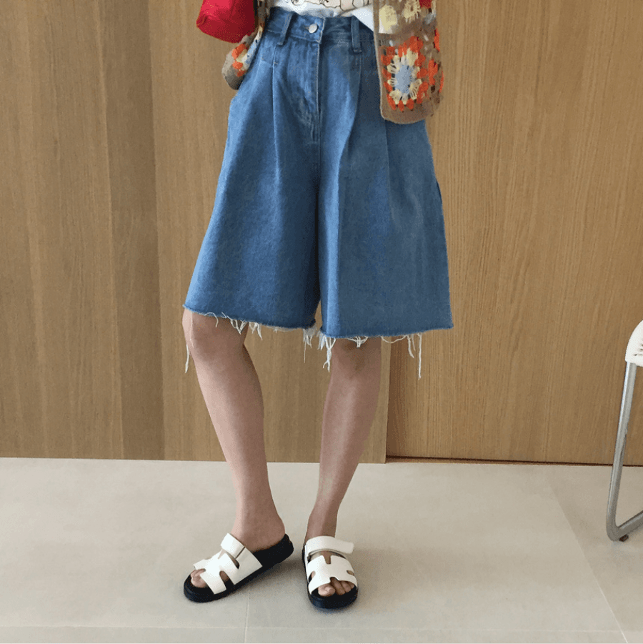 삼색 지금 바늘 Pleat 거친 가장자리 넓은 다리 데님 바지 반바지 상세 이미지 38