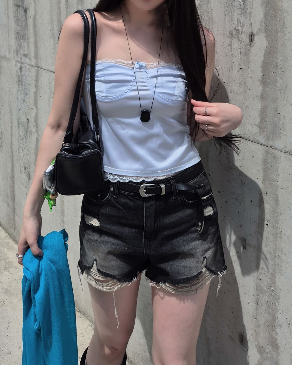 지금 삼색 피해를 주다 찢어진 부분 거친 가장자리 넓은 다리 데님 반바지 상세 이미지 19