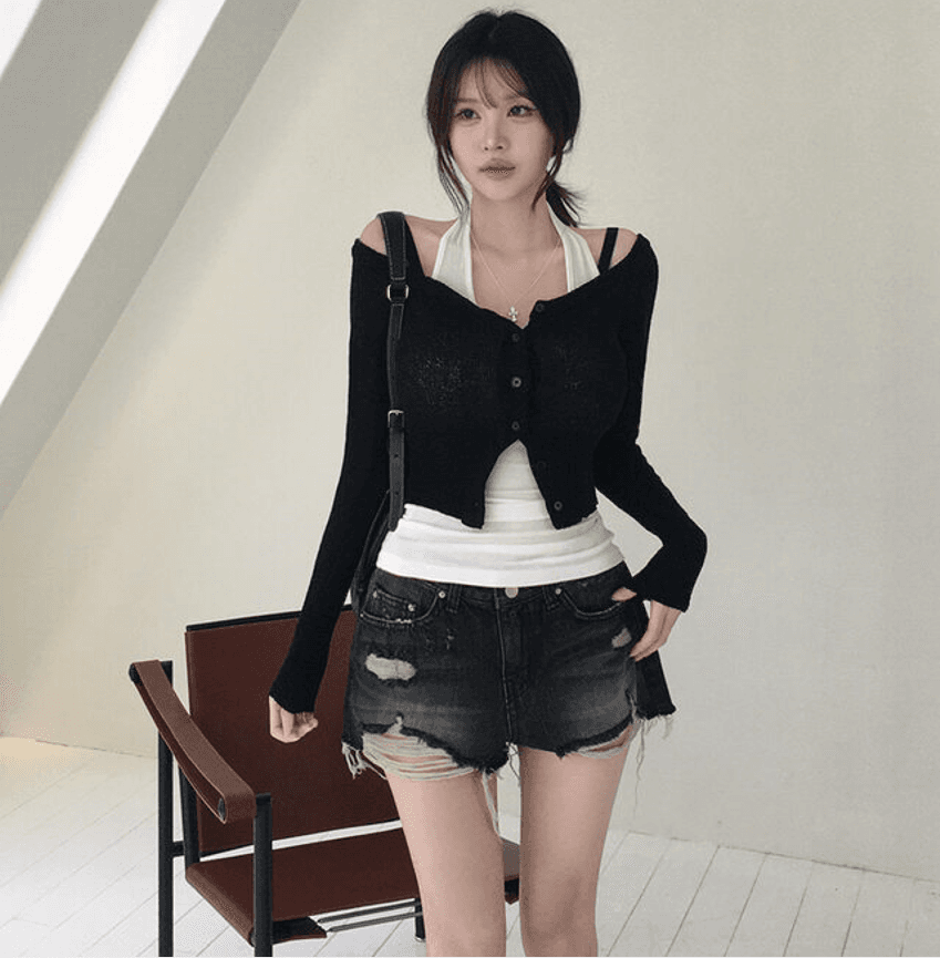 지금 삼색 피해를 주다 찢어진 부분 거친 가장자리 넓은 다리 데님 반바지