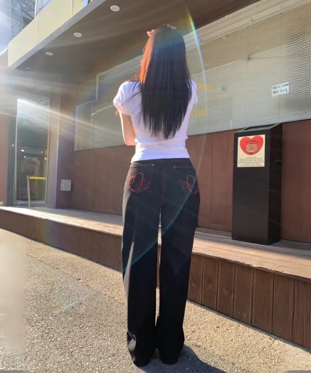 지금 빨간색 명시적 스티치 아메리칸 레트로 연삭 화이트 루즈핏 스트레이트 넓은 다리 데님 긴 바지 이미지 4