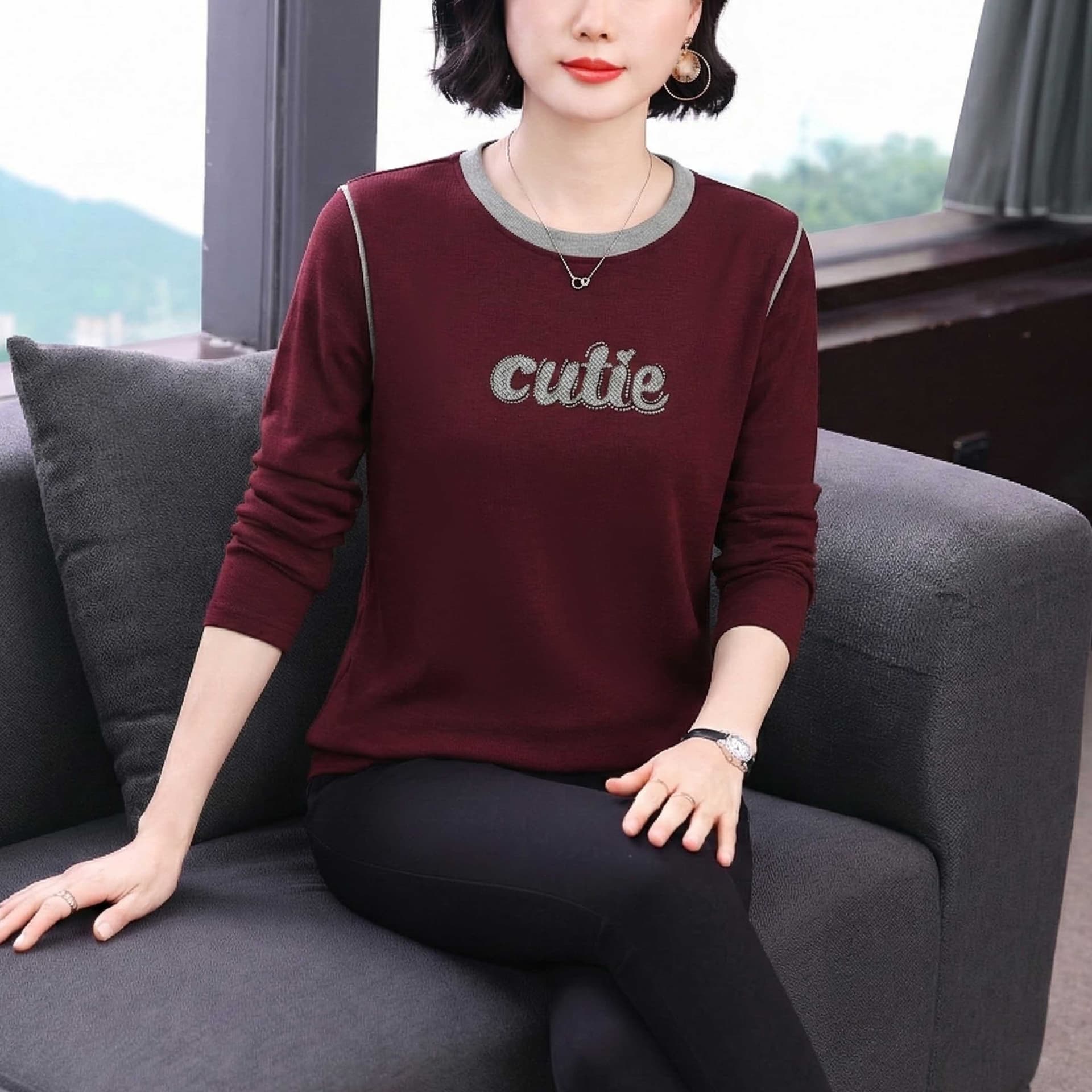2026 년 새로운 긴팔 티셔츠 여성 빅 사이즈 인사이드 잡아라. 의류 봄 가을 어머니 드레스 라운드 넥 빅 사이즈 보온 기본 셔츠 이미지 3
