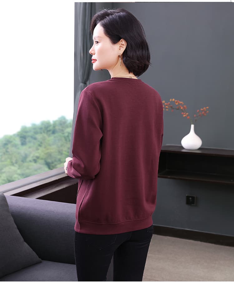 2026 가을 새로운 라운드 넥 후드티 여성 루즈핏 XL 여성 의류 중노년 엄마 캐주얼 자수 패션 맨위 상세 이미지 14