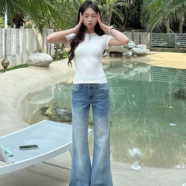 아메리칸 레트로 부츠컷 청바지 여성 얼음 블루 2026 여름 얇은 스타일 다용도 몸매 가꾸기 슬림해 보이는 나팔 바지 이미지 3