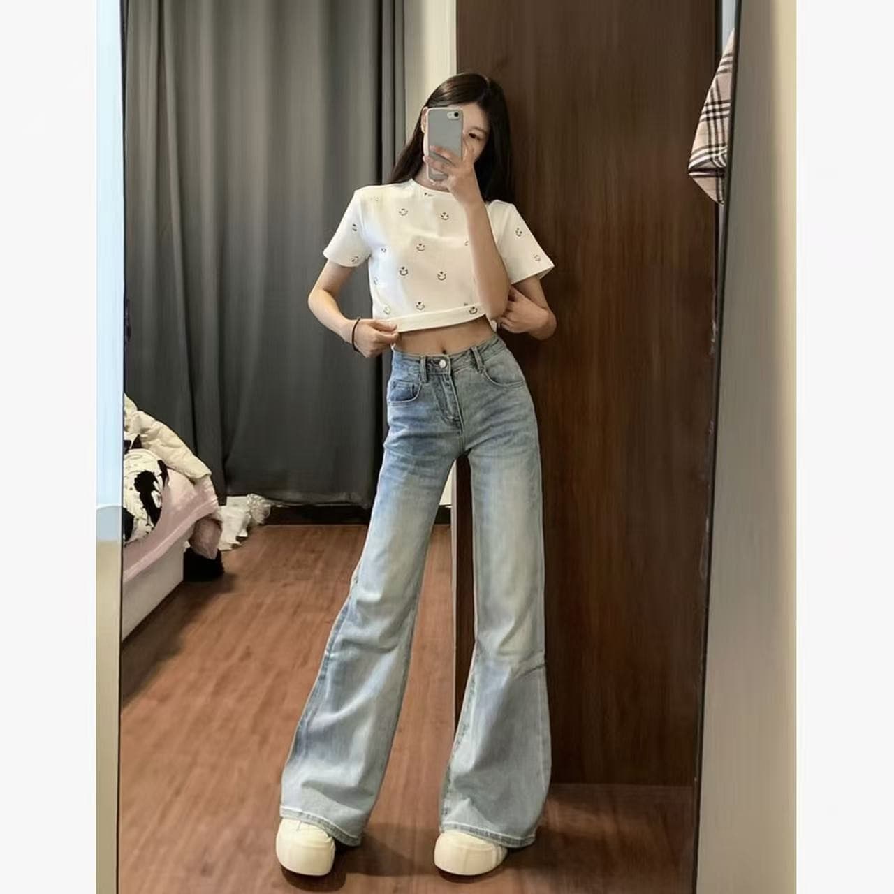 하늘색 청바지 여성 루즈핏 도루 센스 배 종류 슬림해 보이는 바닥 청소 나팔 바지 이미지 3