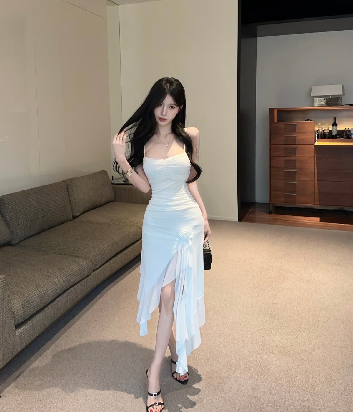 실사 순수한 욕망 핫걸 바람 꽃 불규칙 휴가 화이트 롱 스커트 트임 프릴 드레스 상세 이미지 2