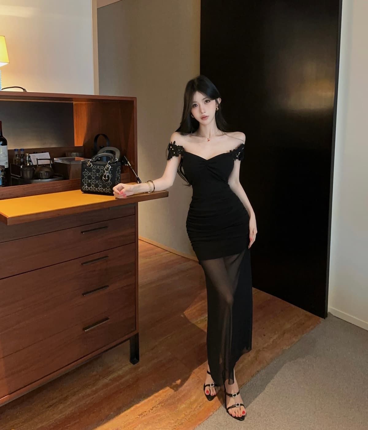 실사 섹시함 V넥 낮은 가슴 달콤함 품격 망사 롱 코트 드레스 이미지 3