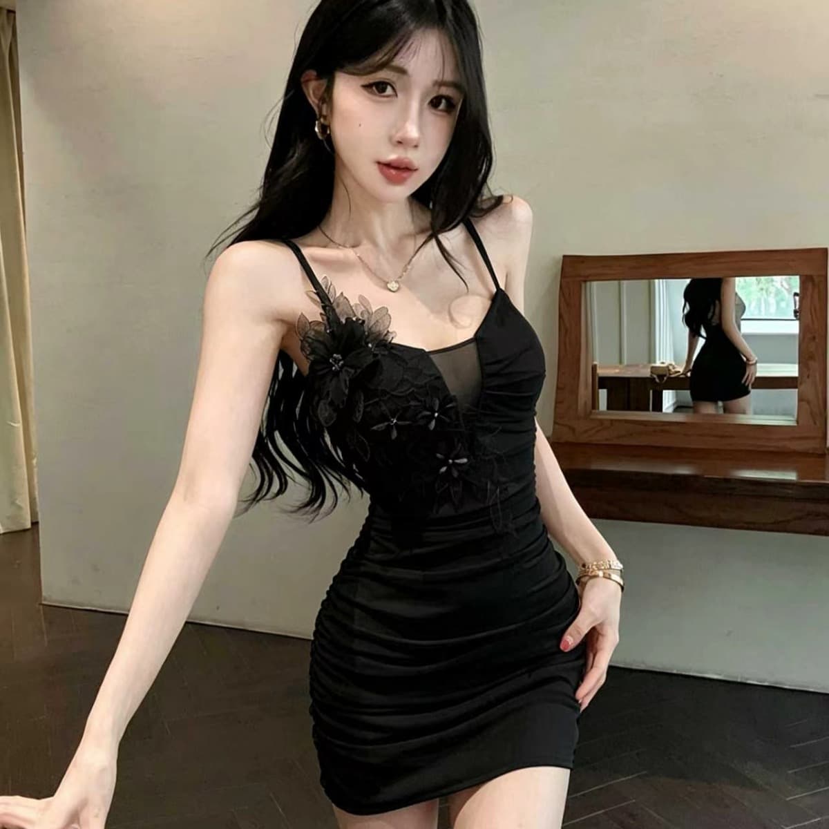 실사 홀로우 아웃 망사 주름 몸매 가꾸기 슬림해 보이는 타이트 스커트 슬립 드레스 미니 스커트 이미지 4