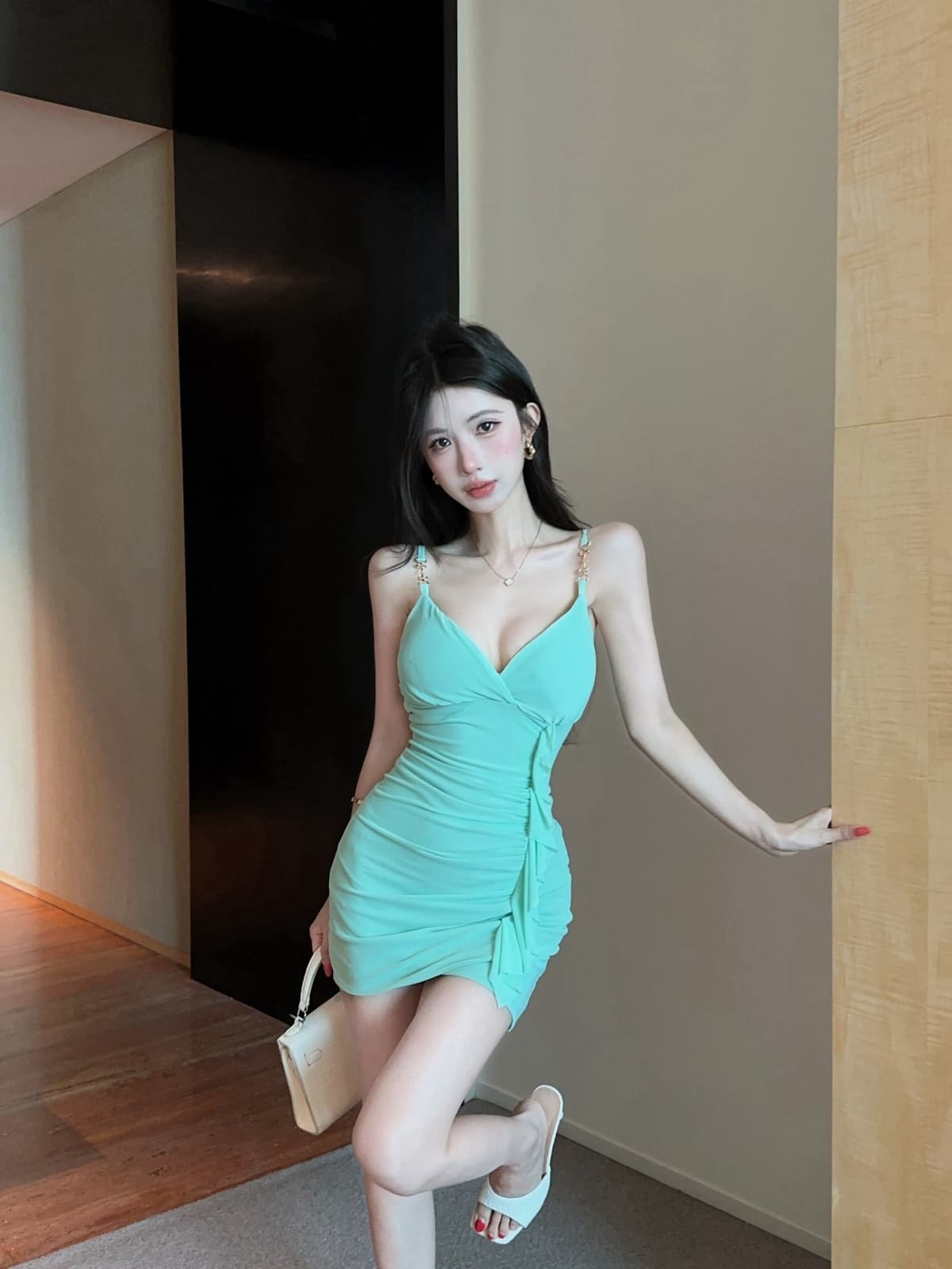 실사 섹시함 술 패치워크 낮은 가슴 슬립 타이트 스커트 만나는 망사 드레스 상세 이미지 11
