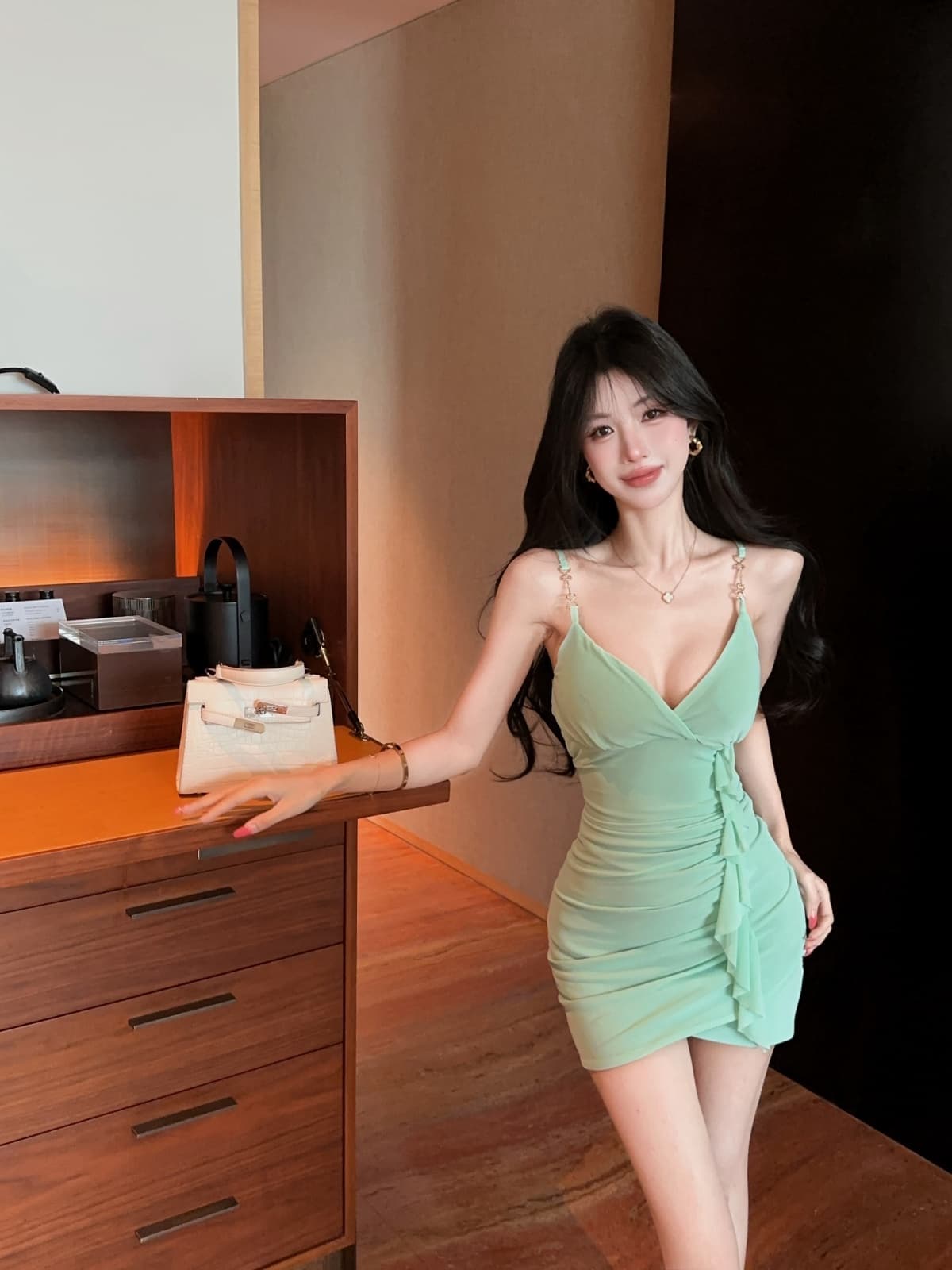 실사 섹시함 술 패치워크 낮은 가슴 슬립 타이트 스커트 만나는 망사 드레스 상세 이미지 14