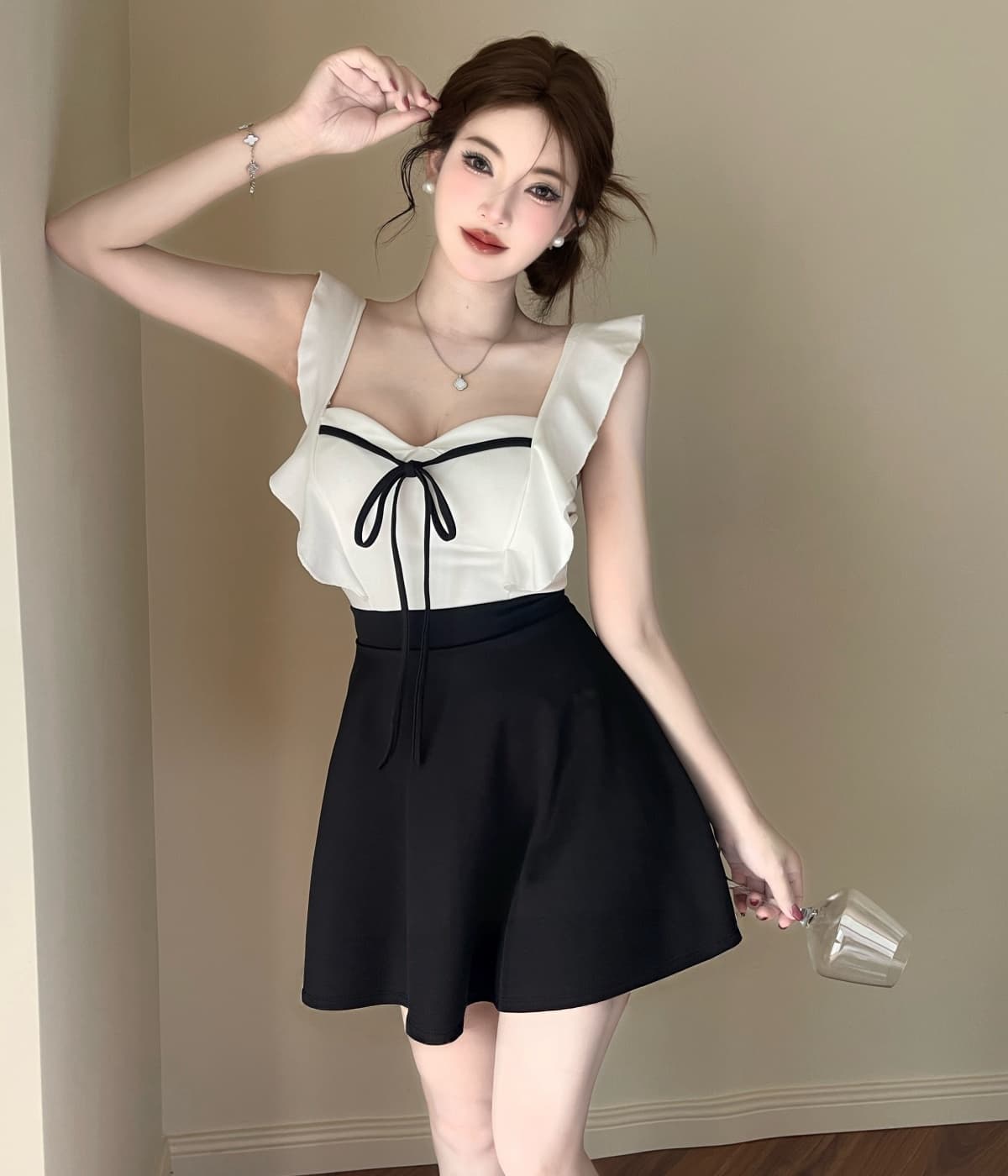 실사 핫걸 섹시함 나이트 클럽 순수한 욕망 흑인과 백인 패치워크 프릴 몸매 가꾸기 큰 진자 신축성 드레스 상세 이미지 14