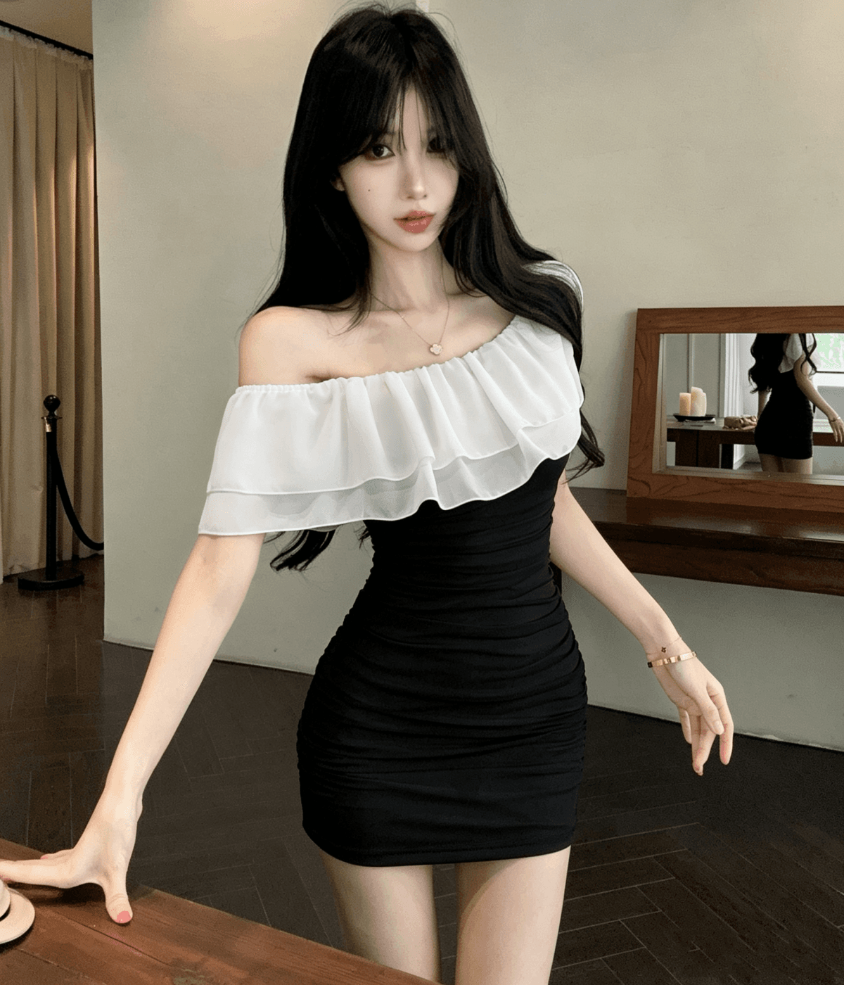 실사 섹시함 프릴 오프숄더 보트넥 타이트 타이트 스커트 만나는 면 소재 드레스 상세 이미지 7