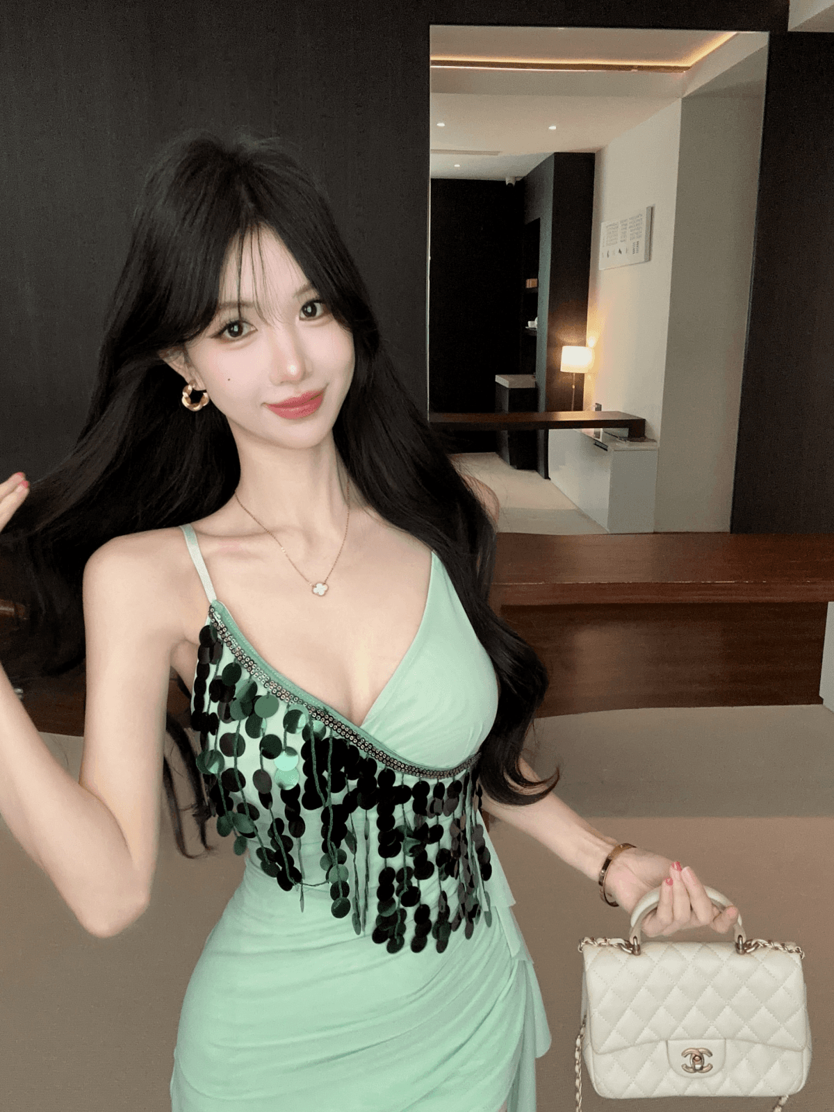실사 불규칙 디자인 센스 순수한 욕망 바람 타이트 스커트 미니 스커트 패션 섹시함 핫걸 스팽글 술 패치워크 상세 이미지 13