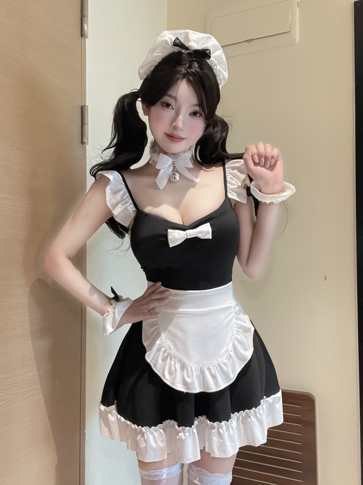실사 인터넷 유명인 주님 방송 핫걸 cos 하녀 로드 중 드레스 야간 필드 바 메이드 유니폼 타이트 스커트 미니 스커트 상세 이미지 3