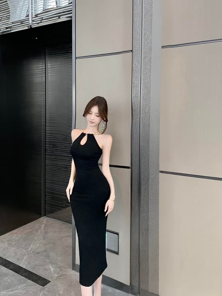 실사 작은 대중 디자인 센스 금속 행침 목 홀로우 아웃 민소매 타이트 트임 타이트 스커트 표지 고기 슬림해 보이는 품격 작은 검은 드레스 상세 이미지 11