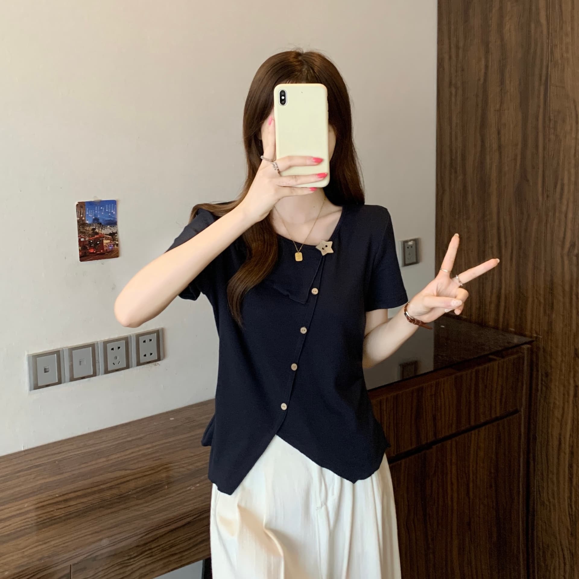 2026 여름 새로운 지방 mm 레트로 비스듬한 칼라 프릴 디자인 센스 불규칙 슬림해 보이는 다용도 연령 감소 티셔츠 여성 상세 이미지 11