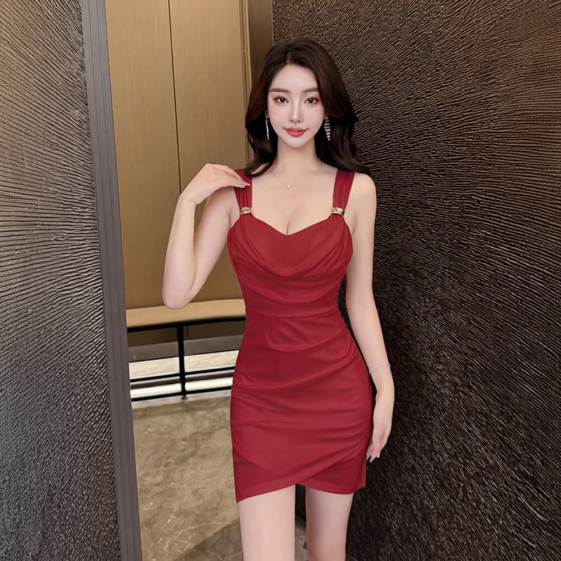실사 비디오 2026 새로운 낮은 가슴 섹시함 깊은 V 넥 슬립 타이트 스커트 드레스 여름 백리스 미니 스커트 이미지 2