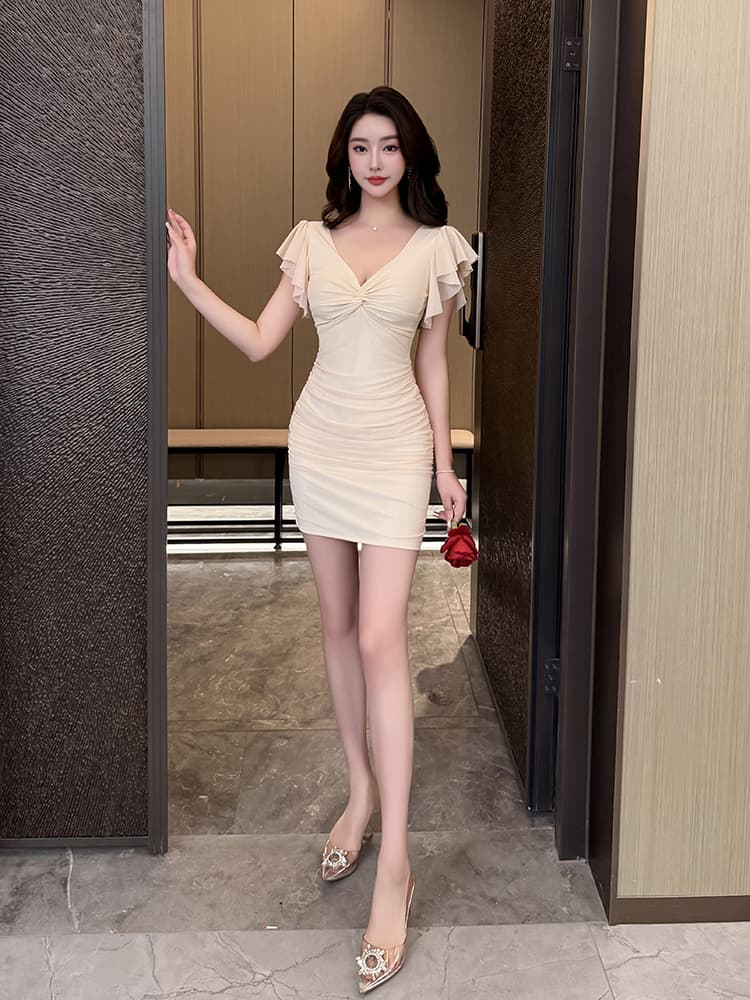실사 비디오 새로운 섹시함 V넥 망사 Feifei 소매 드레스 품격 타이트 허리 수축 타이트 스커트 미니 스커트 상세 이미지 9