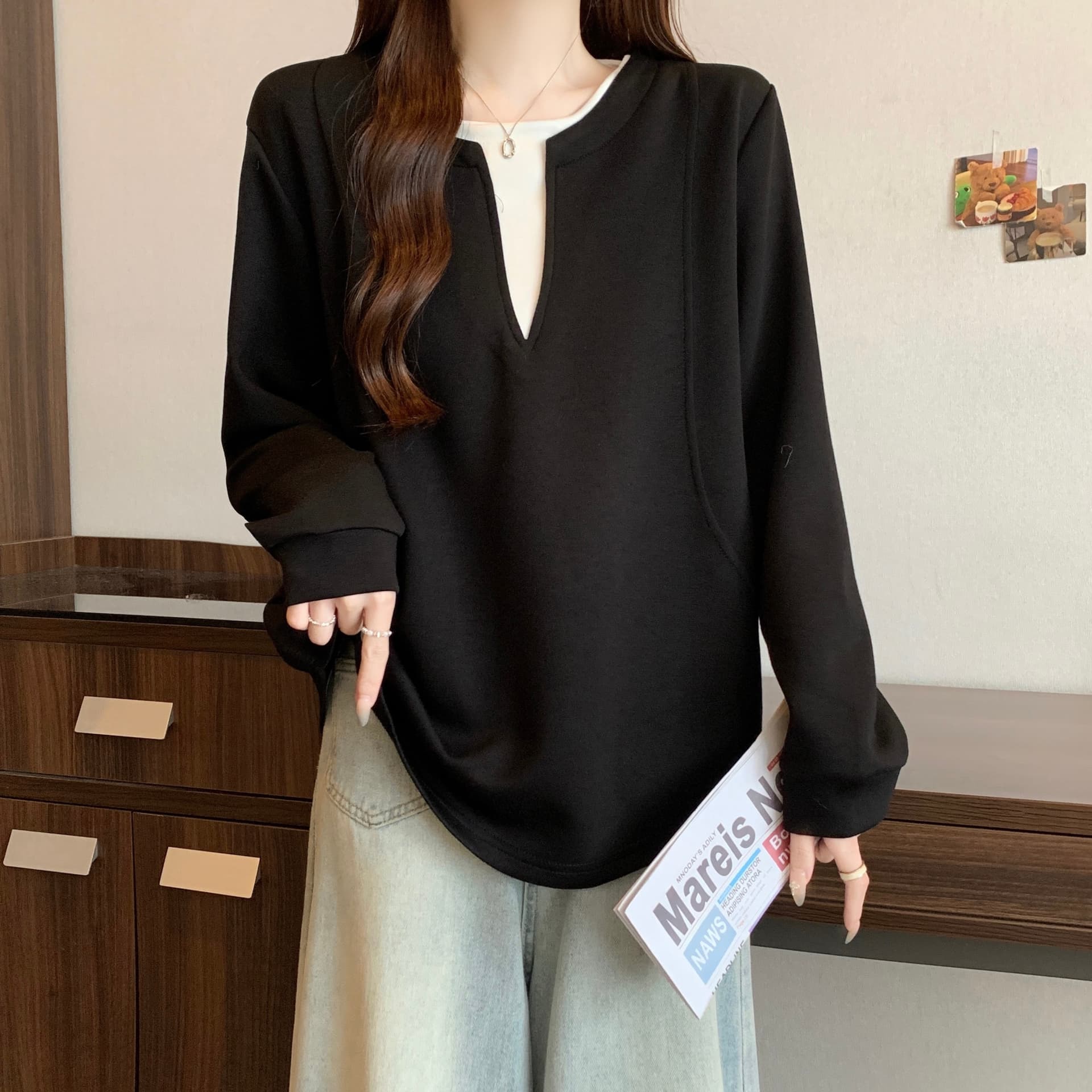 실사 빅 사이즈 가을 의상 루즈핏 긴팔 캐주얼 페이크 레이어드 단색 풀오버 스웨트셔츠 지방 mm 슬림해 보이는 맨위 상세 이미지 13