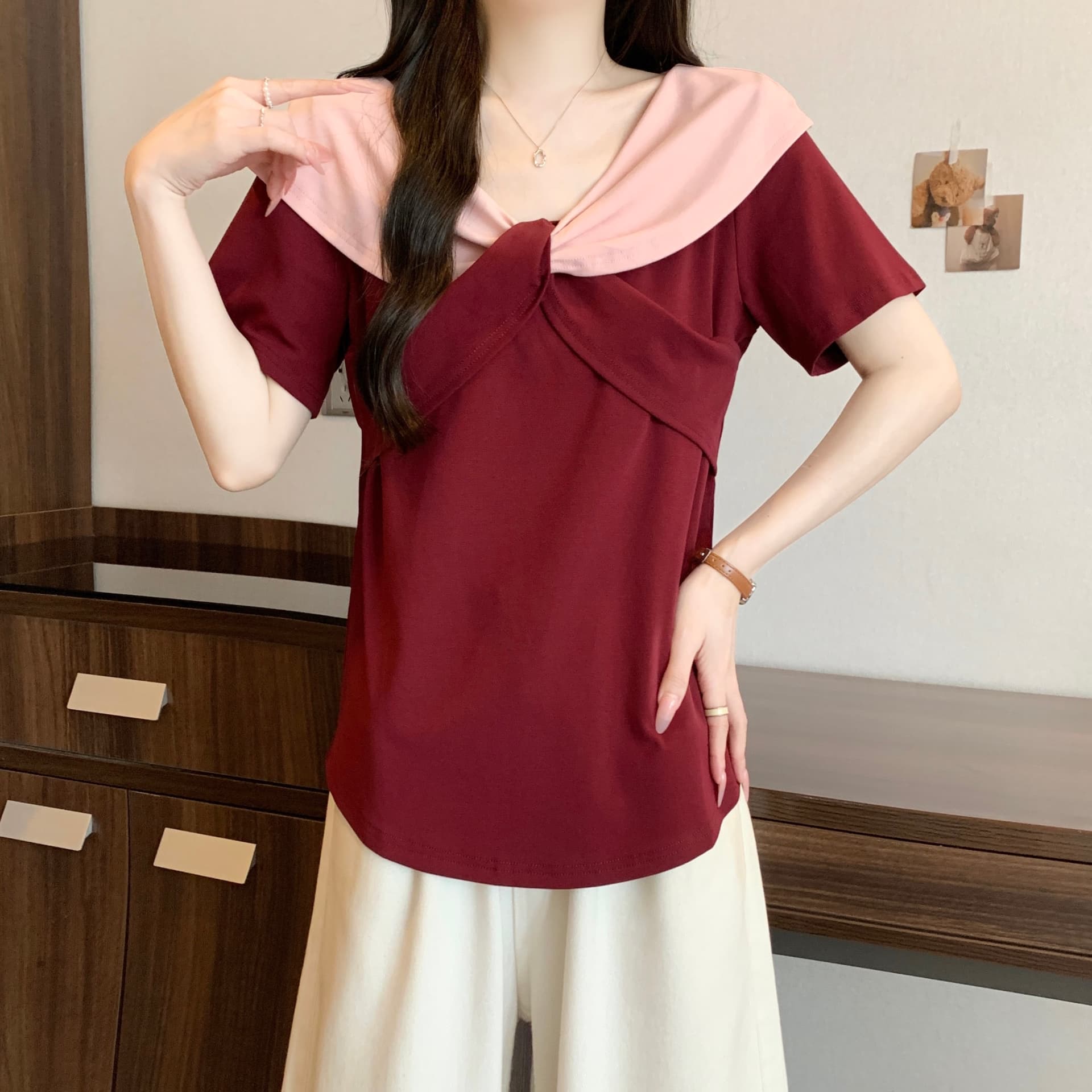 실사 빅 사이즈 달콤함 연령 감소 지방 mm 여름 새로운 디자인 센스 배색 V넥 비틀림 반팔 티셔츠 다용도 맨위 상세 이미지 14