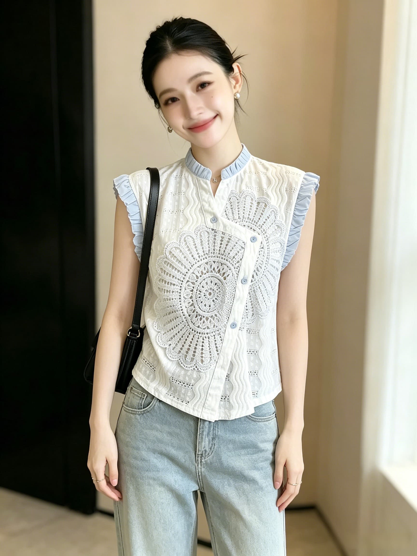 빅 사이즈 프랑스식 홀로우 아웃 반팔 여성 셔츠 여름 지방 mm 표지 고기 슬림해 보이는 디자인 센스 작은 대중 파란색 맨위