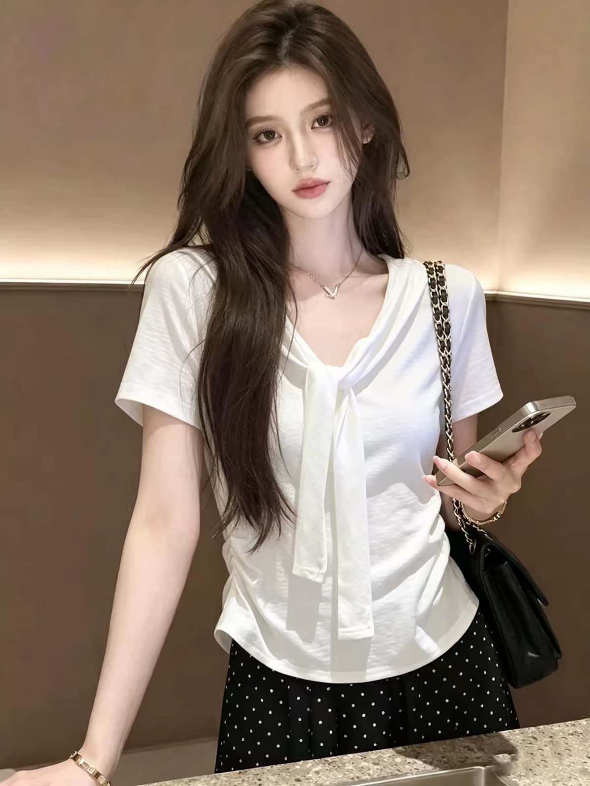 빅 사이즈 디자인 센스 V넥 화이트 긍정적 인 어깨 반팔 티셔츠 여성 여름 지방 mm 표지 고기 슬림해 보이는 자이언트 잘 생긴 티셔츠 맨위