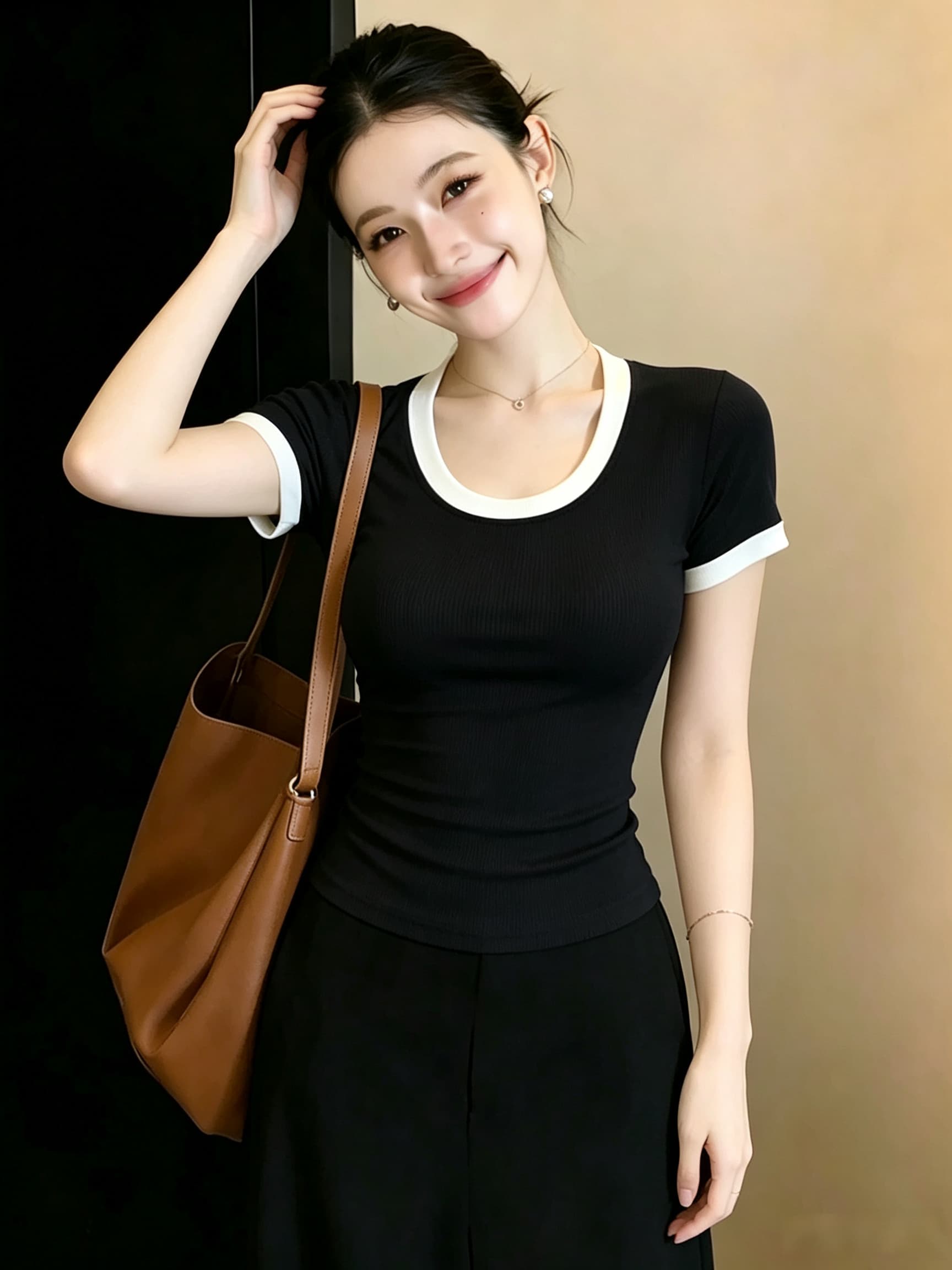 빅 사이즈 지방 mm 오래된 돈 바람 배색 u 칼라 반팔 티셔츠 여성 여름 부드럽다 통기성 몸매 가꾸기 슬림해 보이는 맨위 상세 이미지 8