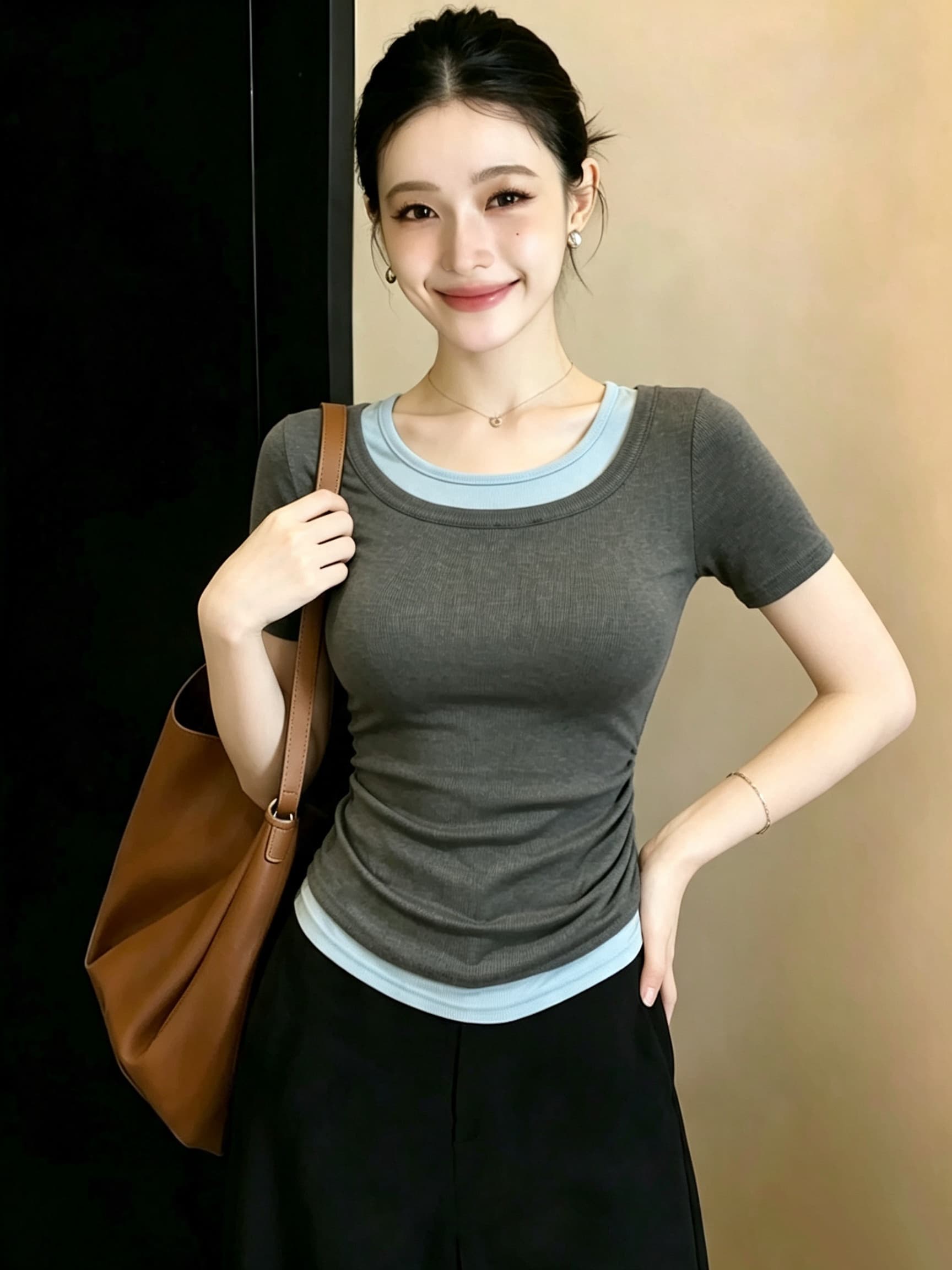 빅 사이즈 마이크로 지방 mm 한 부서 배색 페이크 레이어드 반팔 티셔츠 여성 여름 디자인 센스 주름 표지 고기 슬림해 보이는 맨위 상세 이미지 4