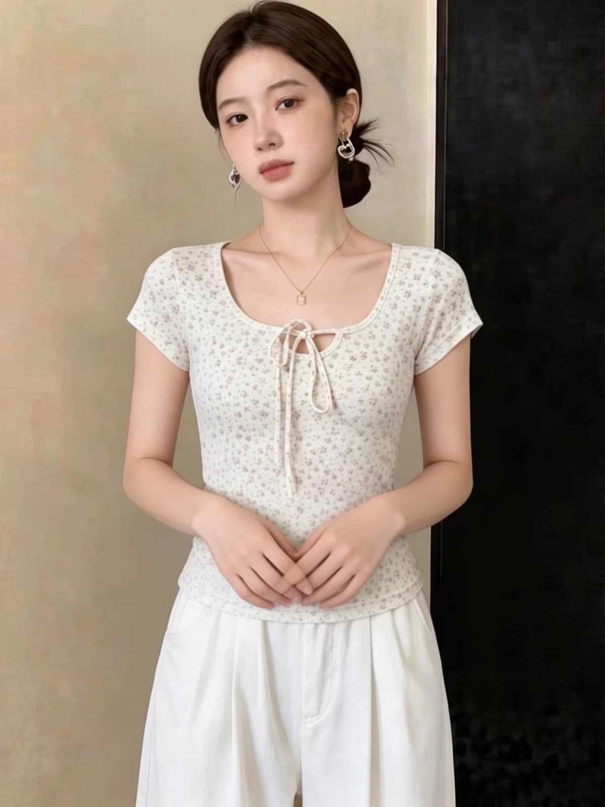 빅 사이즈 지방 mm 순수한 욕망 바람 레이스업 꽃무늬 반팔 티셔츠 여성 여름 디자인 센스 디스플레이 얇고 작은 맨위 이미지 4
