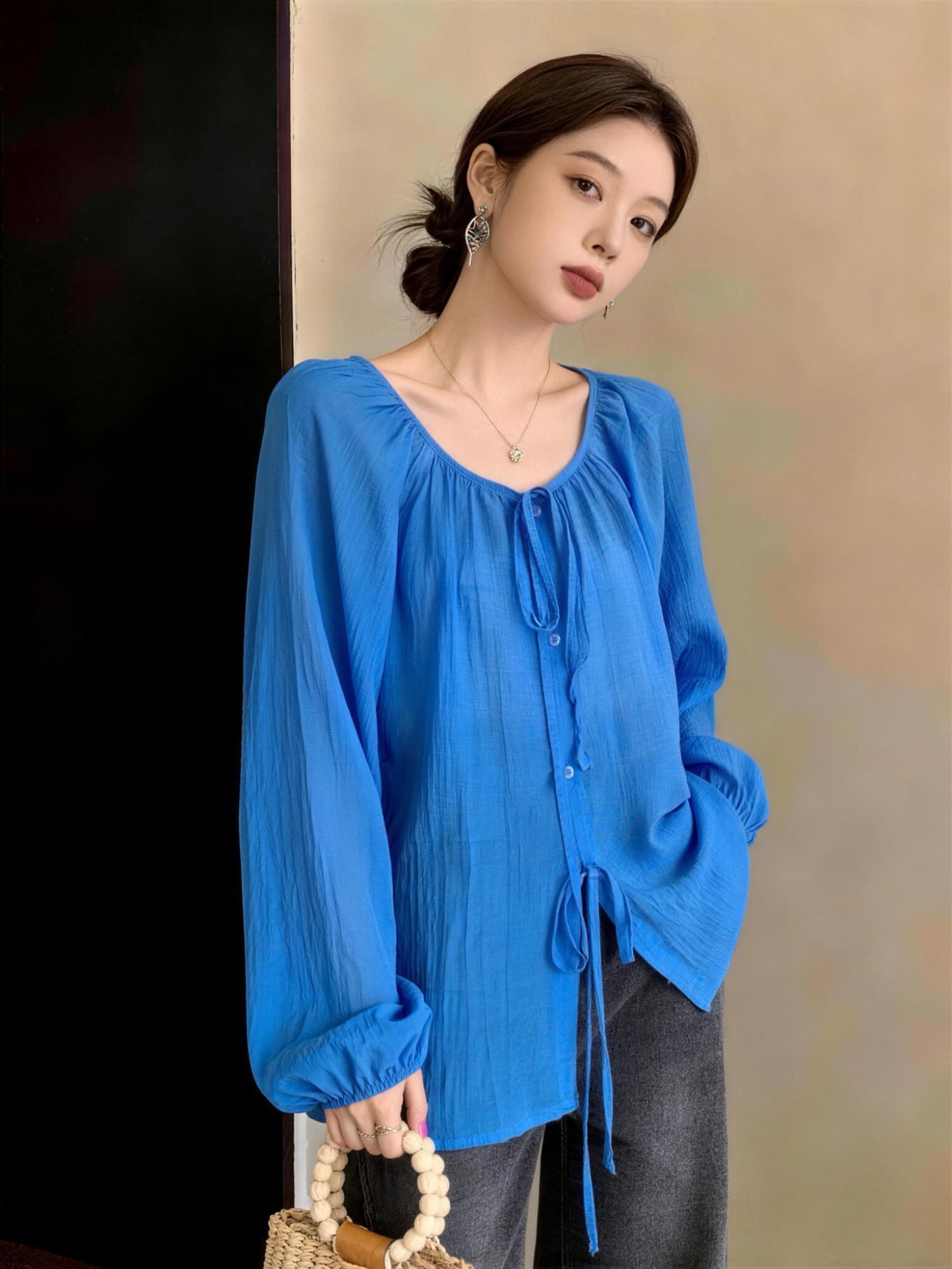 실사 빅 사이즈 여성 의류 여름 루즈핏 다용도 자외선 차단 의류 라운드 넥 나비 매듭 미니멀리즘 디자인 센스 캐주얼 긴팔 셔츠 상세 이미지 14