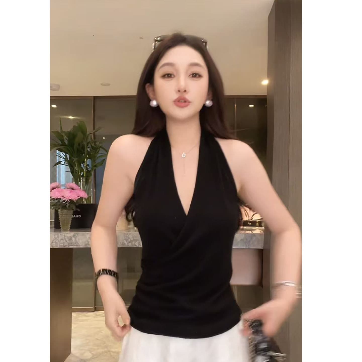 여름 핫걸 바람 행침 목 민소매 조끼 여성 디자인 센스 외국 가스 몸매 가꾸기 외출용 맨위 조끼 섹션 상세 이미지 4