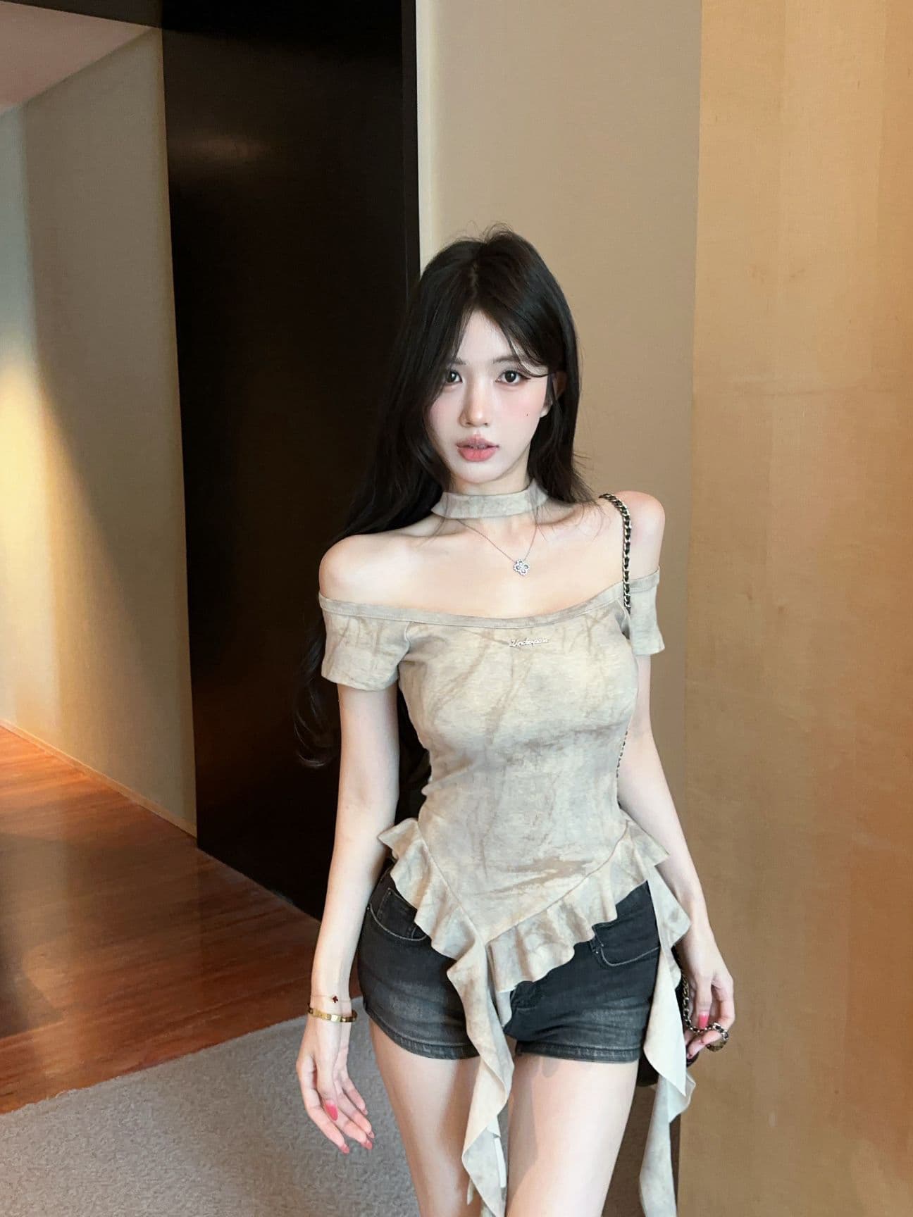 실사 새로운 핫걸 명중 색 후광 염색 행침 목 반팔 불규칙 프릴 밑단 허리 수축 슬림해 보이는 맨위 여성 상세 이미지 15