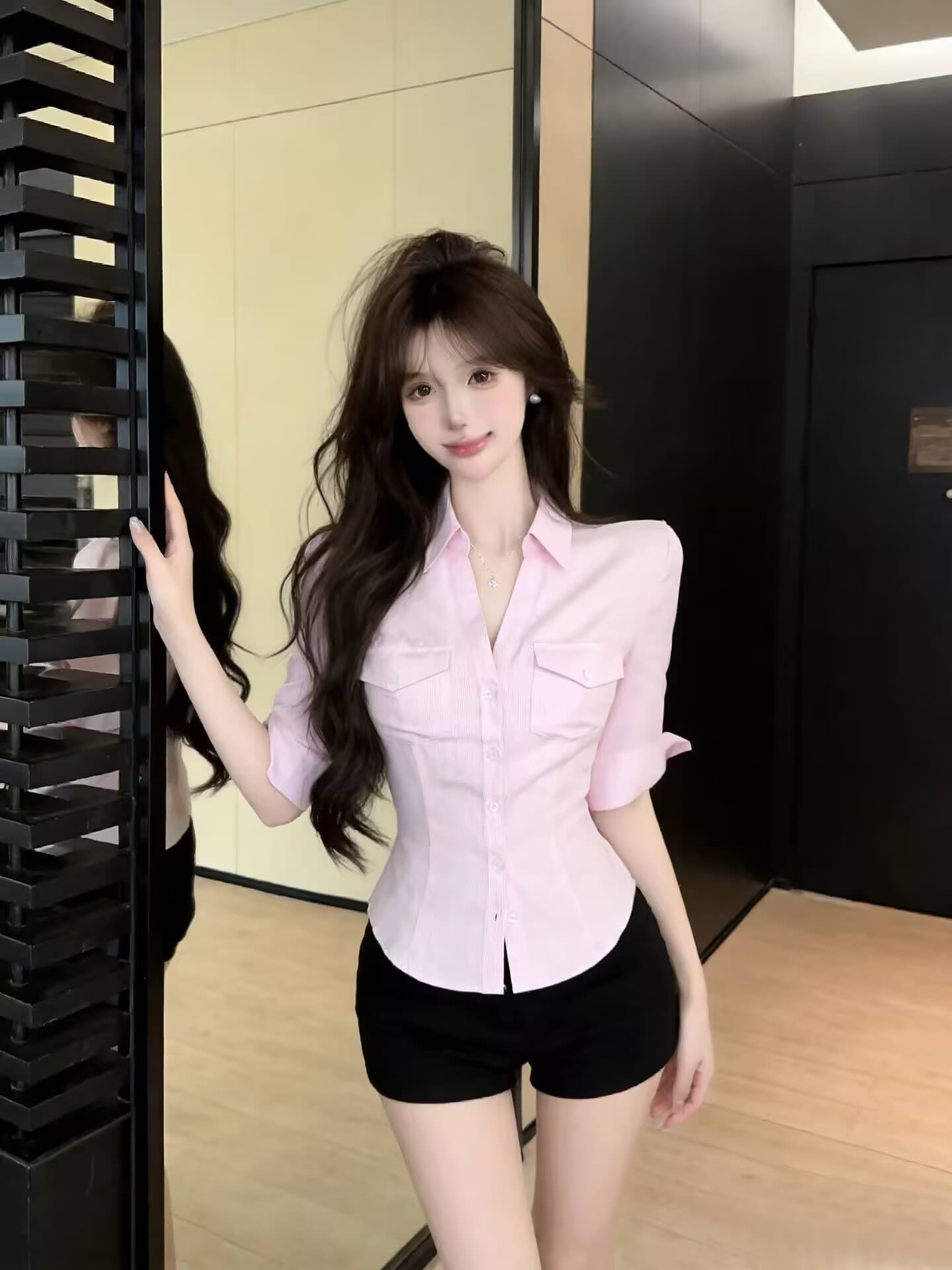 실사 새로운 자이언트 잘 생긴 품격 고유 한 순수한 욕망 핫걸 디자인 센스 스트라이프 V넥 여성 셔츠 상세 이미지 8