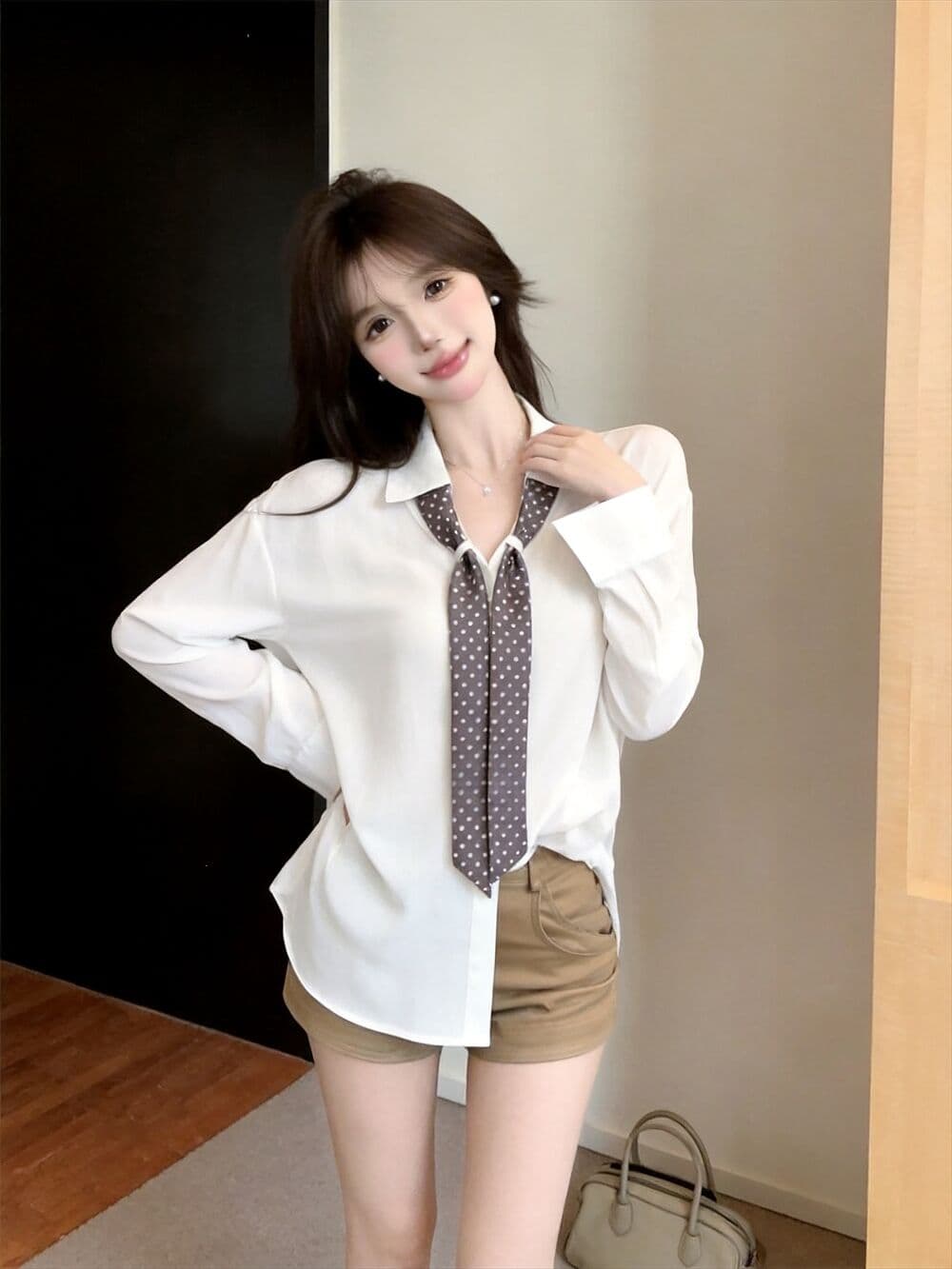 실사 새로운 자이언트 잘 생긴 한 부서 루즈핏 착용 가져 가라. 순수한 욕망 폴로 칼라 긴팔 셔츠 스카프 상세 이미지 14