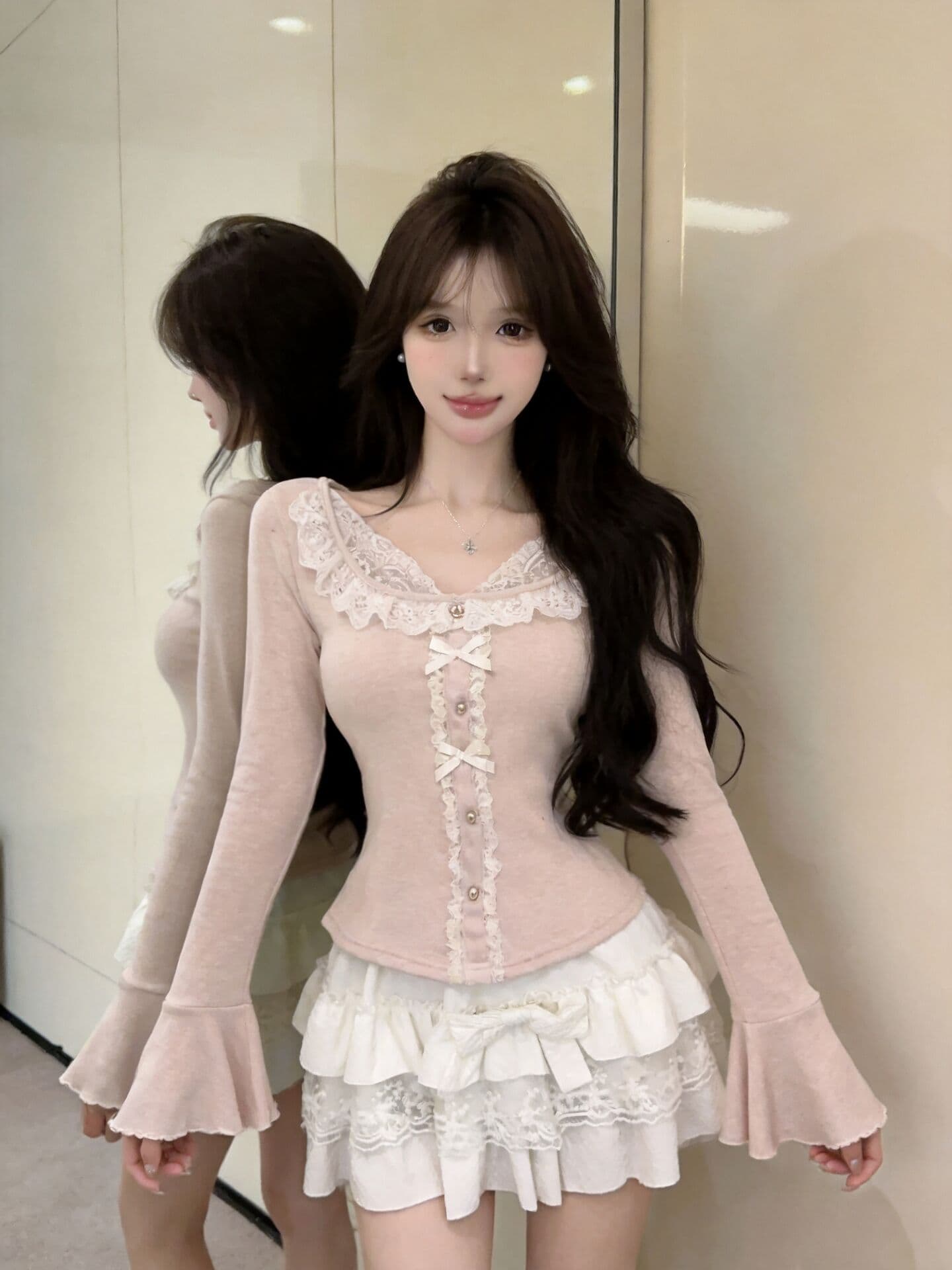 실사 새로운 자이언트 잘 생긴 순수한 욕망 핫걸 고유 한 디자인 센스 레이스 페이크 레이어드 나팔 소매 맨위 여성 상세 이미지 13
