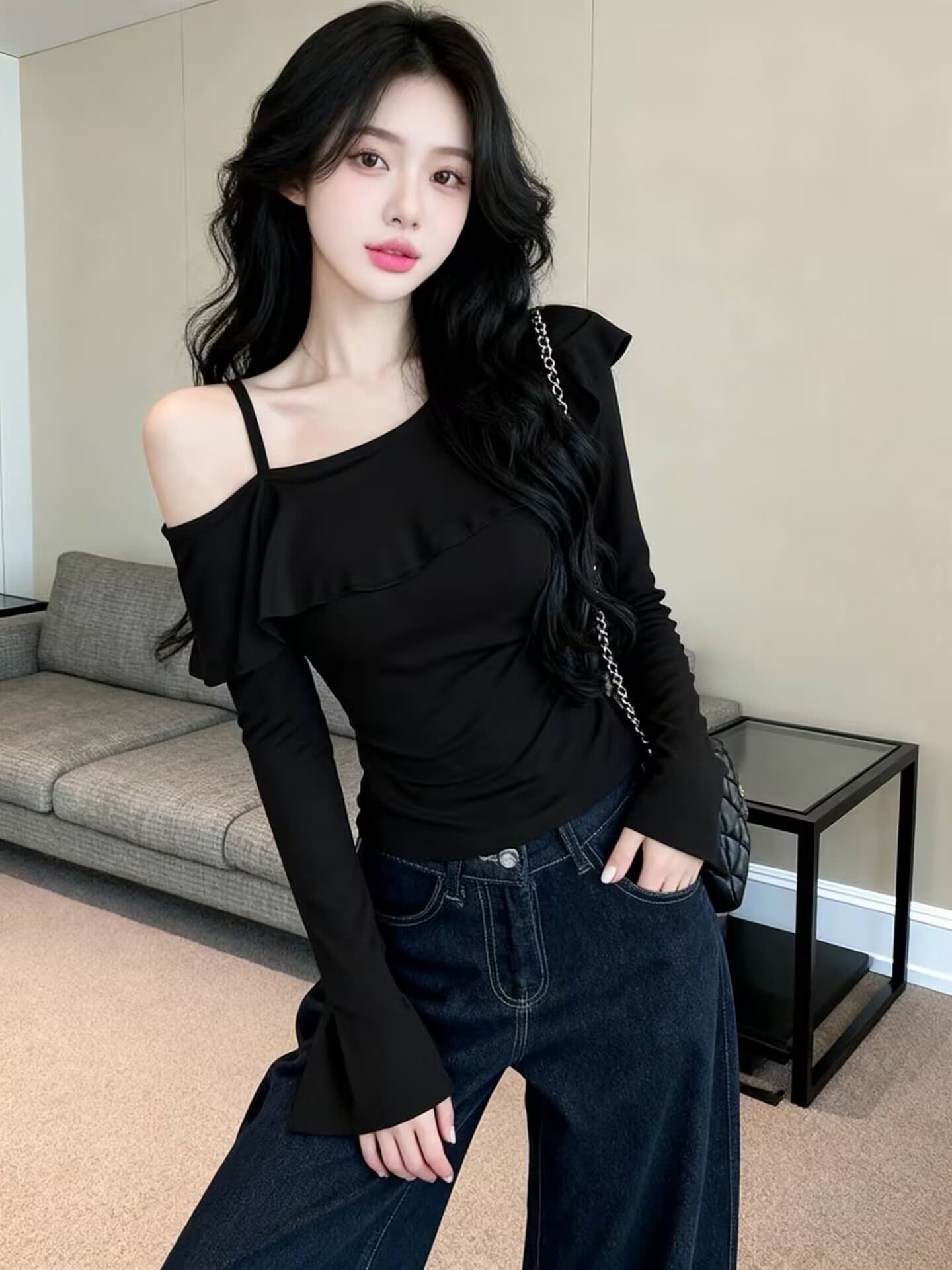 실사 새로운 핫걸 순수한 욕망 비스듬한 어깨 몸매 가꾸기 슬림해 보이는 프릴 단색 티셔츠 맨위 여성 이미지 3