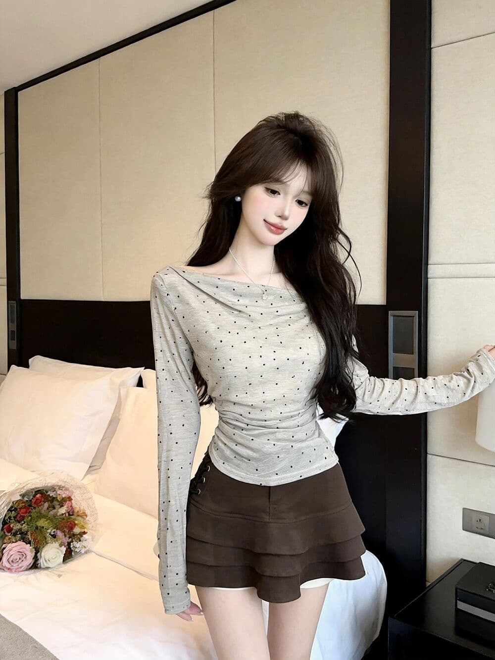 실사 새로운 미니멀리즘 느긋한 센스 품격 핀치 Pleat 비스듬한 어깨 도트 무늬 캐주얼 다용도 작은 셔츠 경기 스카프 여성 상세 이미지 10