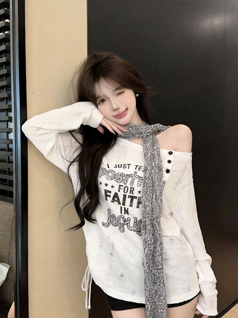 실사 새로운 느긋한 센스 품격 핀치 Pleat 캐주얼 찢어진 부분 옆에 펌프 로프 티셔츠 여성 경기 스카프 여성 상세 이미지 10