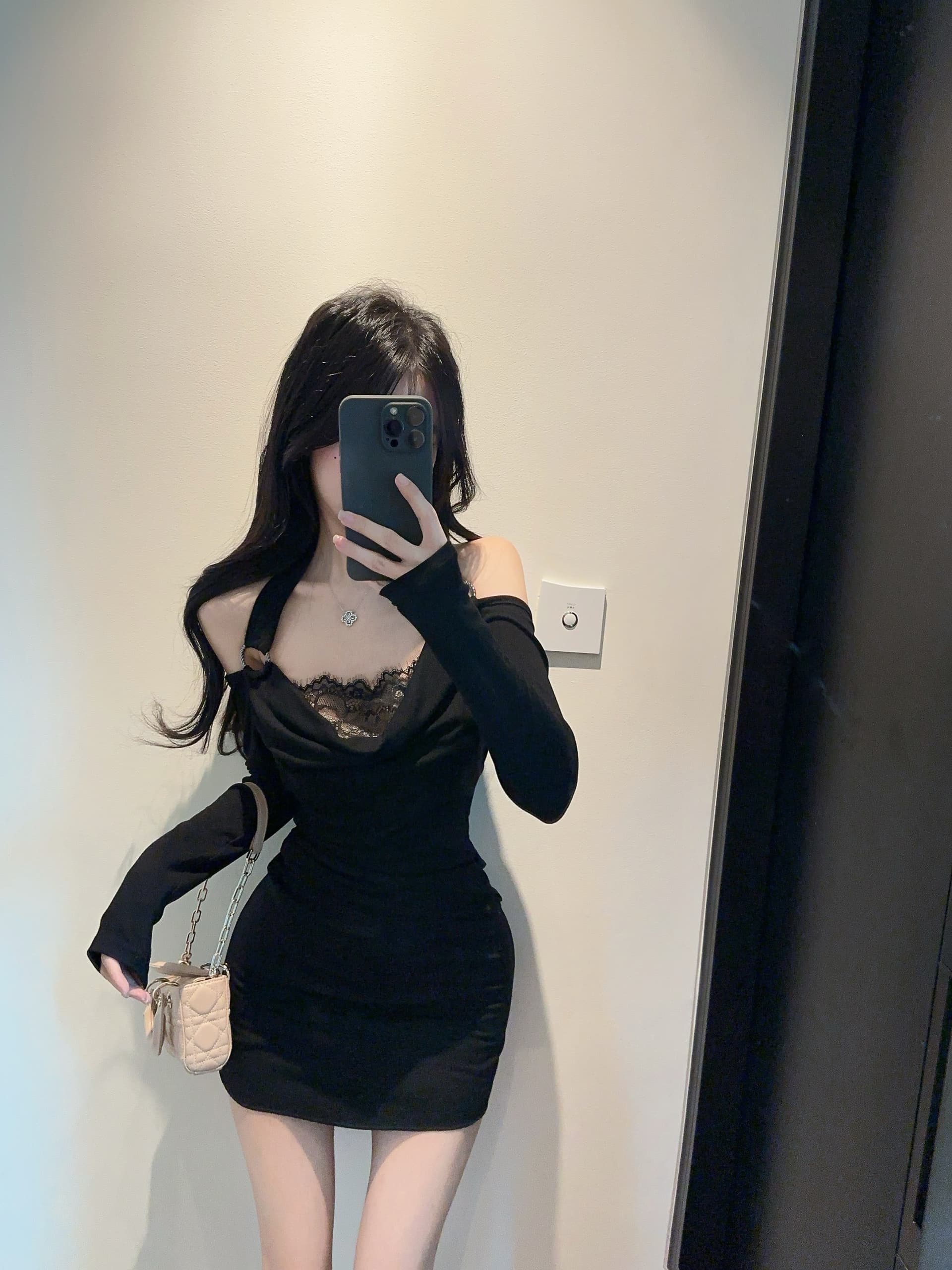 실사 새로운 핫걸 행침 목 레이스 디자인 섹시함 허리 수축 슬림해 보이는 아름다운 여성 드레스 상세 이미지 11