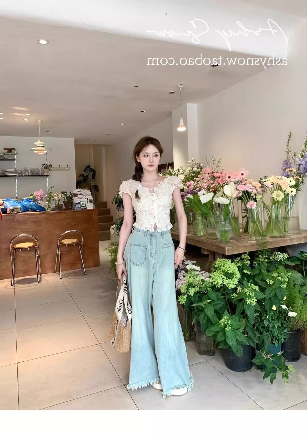 프랑스식 고급 센스 달콤한 매운맛 작은 꽃무늬 ins 맨위 여성 짧은 오프숄더 짧은 작은 셔츠 디자인 센스 여름 반팔 상세 이미지 23
