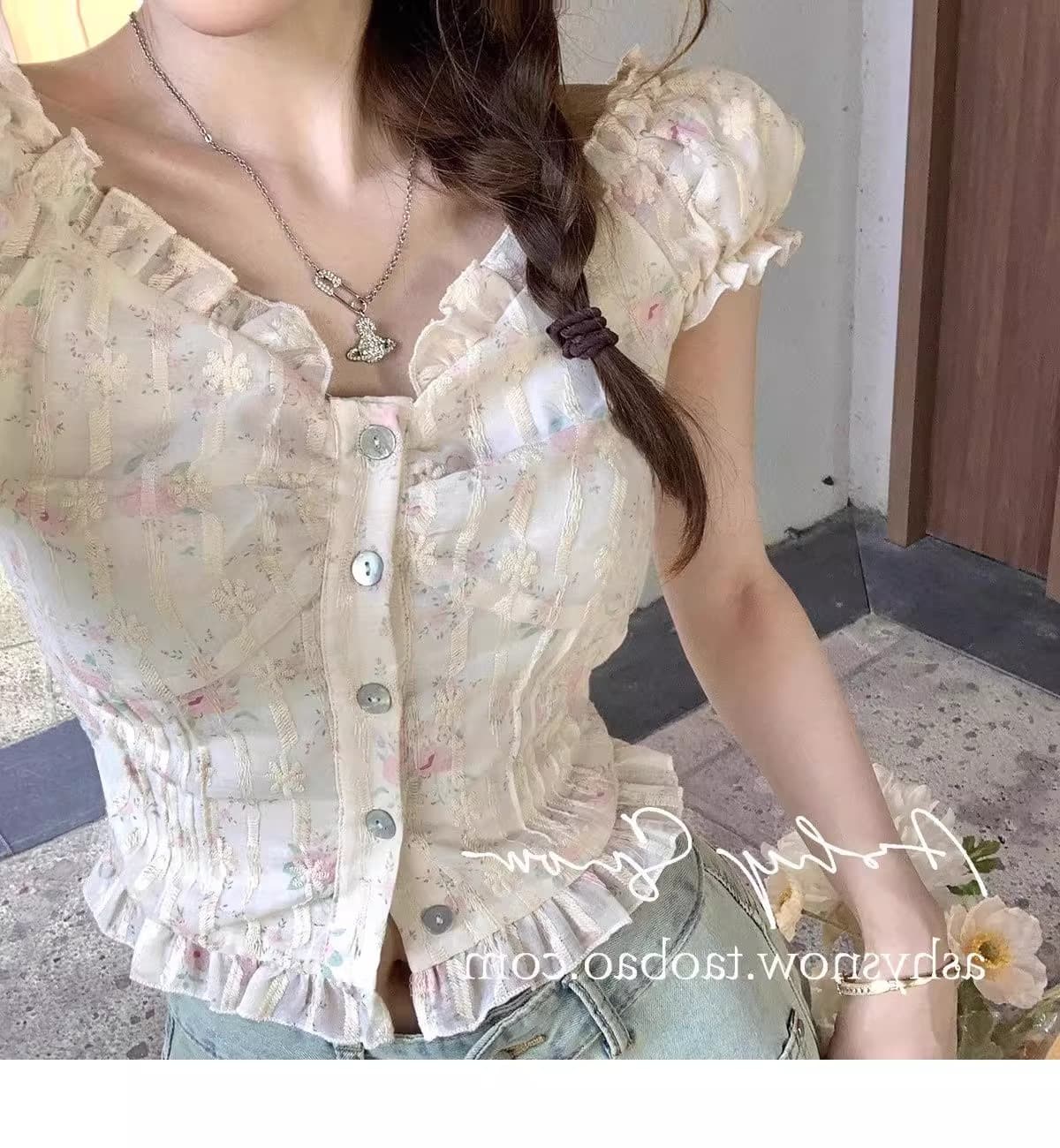 프랑스식 고급 센스 달콤한 매운맛 작은 꽃무늬 ins 맨위 여성 짧은 오프숄더 짧은 작은 셔츠 디자인 센스 여름 반팔 상세 이미지 24