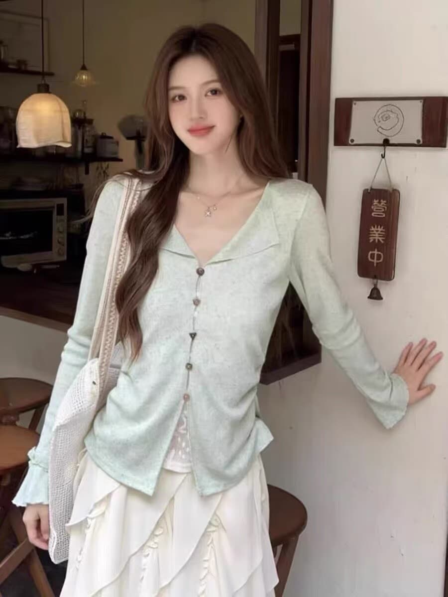 한 부서 녹색 레이스 측면 페이크 레이어드 폴로 칼라 맨위 여성 2026 봄 새로운 긴팔 작은 셔츠 디자인 센스 작은 대중 상세 이미지 4