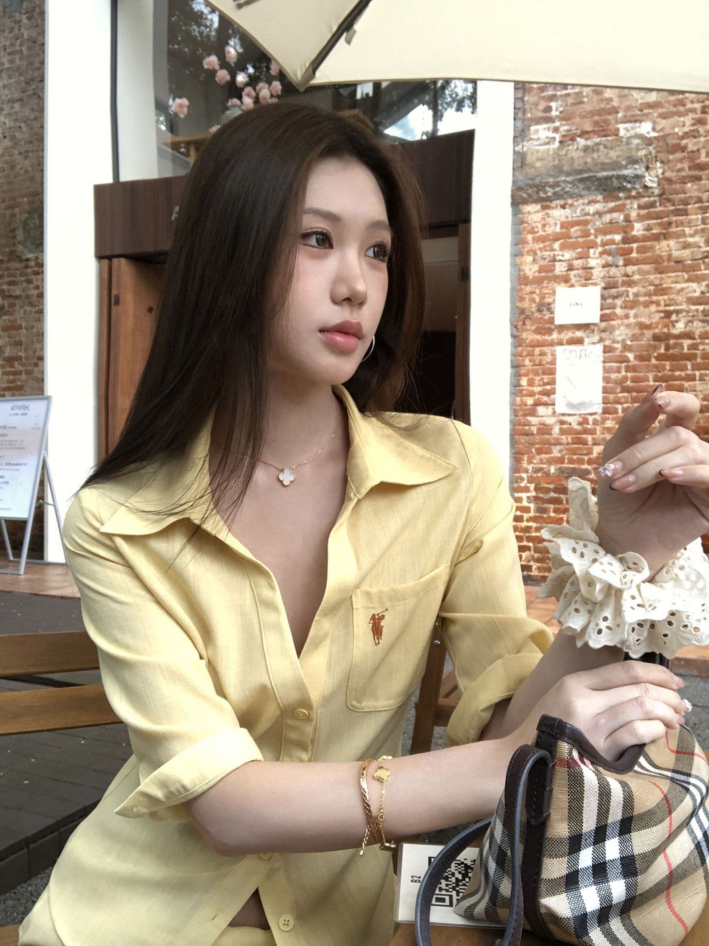 면 린넨 셔츠 여자 2026 새로운 Chic 작은 대중 맨위 프랑스식 황색 허리 수축 셔츠 반신 스커트 투피스 세트 이미지 3