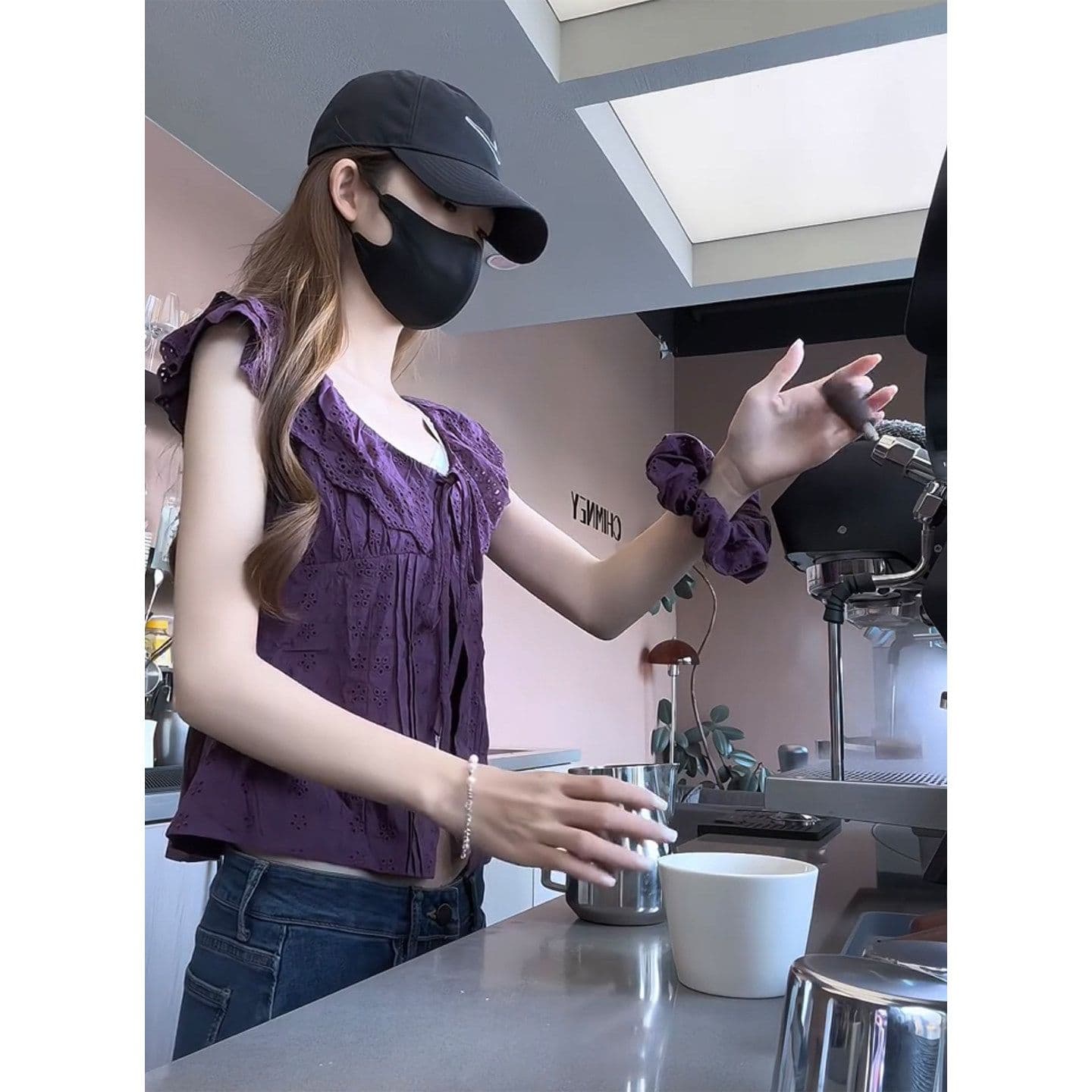 자카드 순면 네리 명중 가져 가라. 한 부서 chic 작은 대중 홀로우 아웃 자수 오프숄더 레이스업 슬림해 보이는 조끼 맨위 상세 이미지 6
