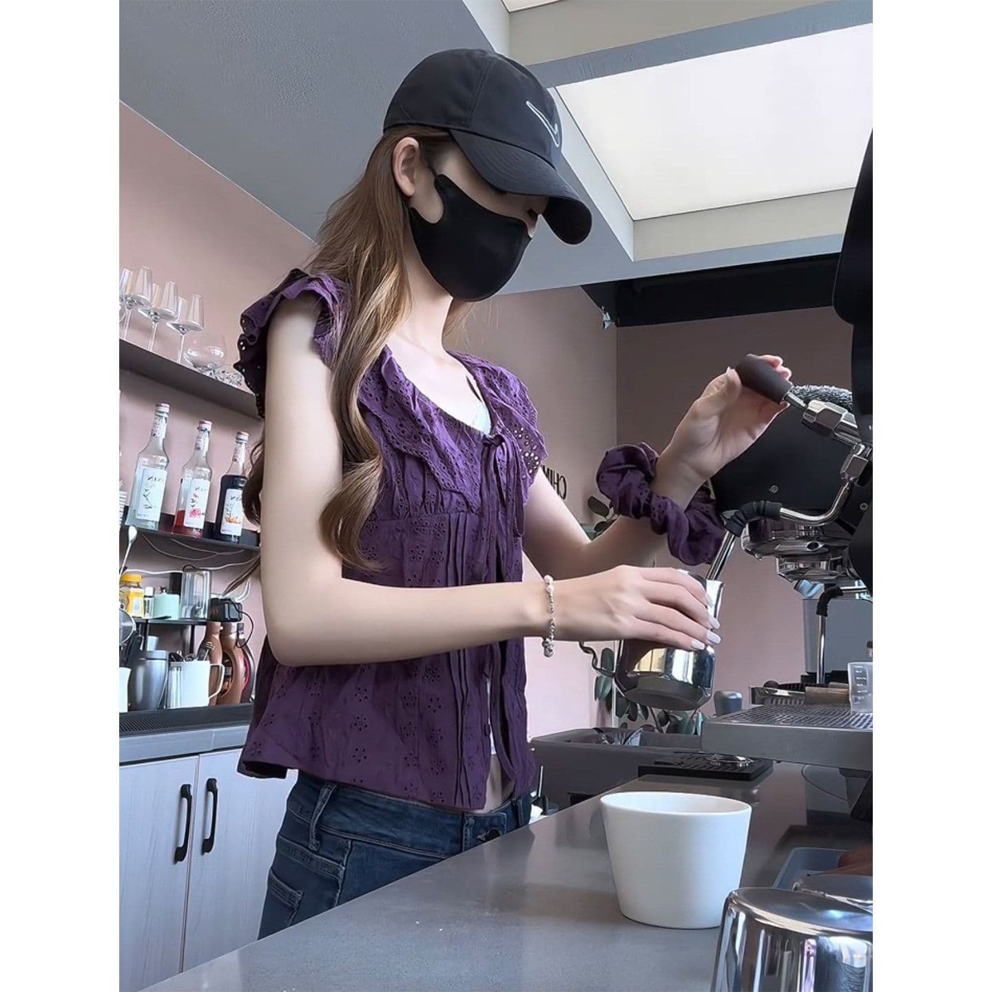 자카드 순면 네리 명중 가져 가라. 한 부서 chic 작은 대중 홀로우 아웃 자수 오프숄더 레이스업 슬림해 보이는 조끼 맨위 상세 이미지 7