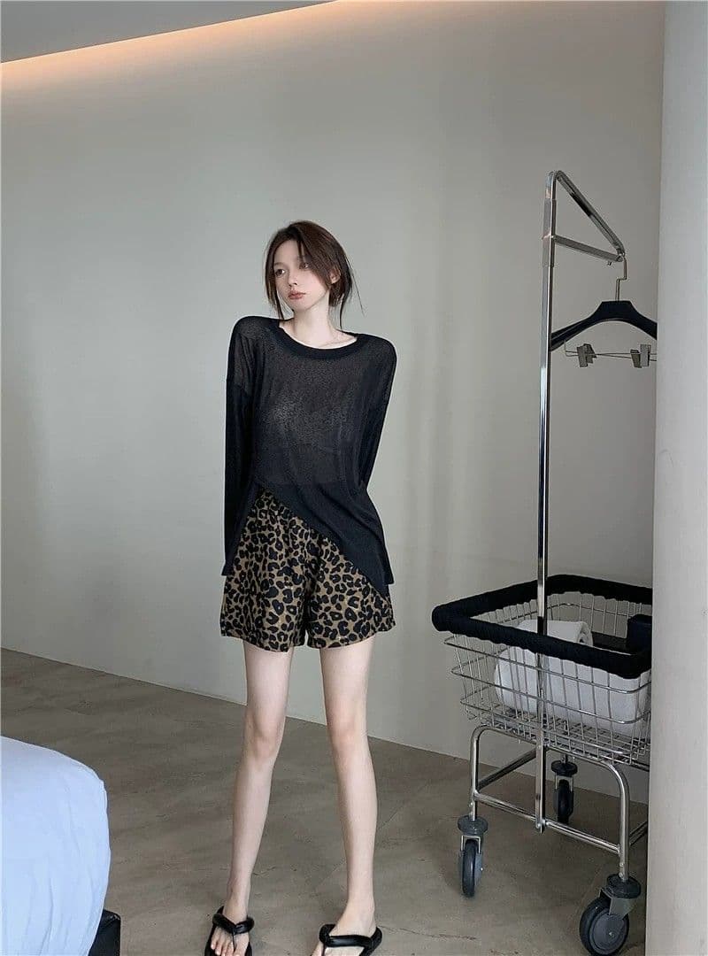 한 부서 레오파드 무늬 반바지 여성 여름 얇은 스타일 2026 새로운 하이웨이스트 외출용 슬림해 보이는 넓은 다리 바지 운동 오부 바지 상세 이미지 9