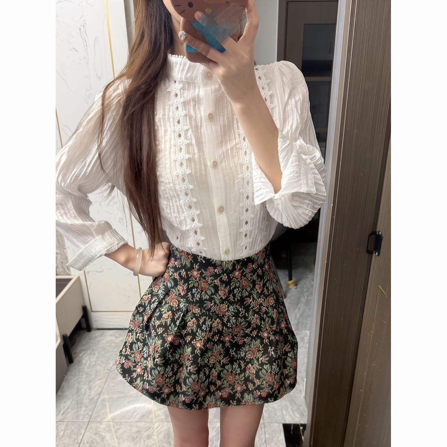 작은 키 착용 가져 가라. 전체 집합 거품 소매 프랑스식 셔츠 코디 꽃무늬 반신 스커트 두 조각 세트 드레스 여성 가을 의상 상세 이미지 2