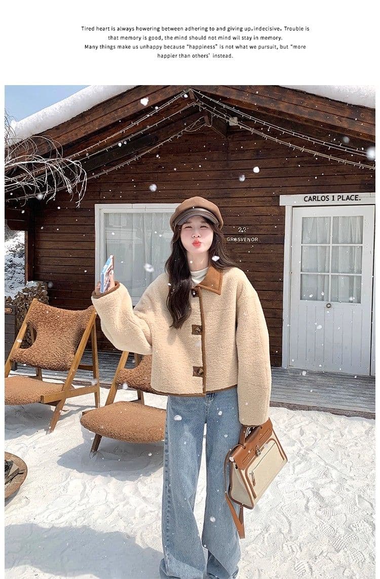 두꺼운 짧은 외투 스웨이드 양털 플리스 복합 하나 커피 색상 피모 하나 양털 재킷 양면 착용 스웨이드 원단 상세 이미지 3